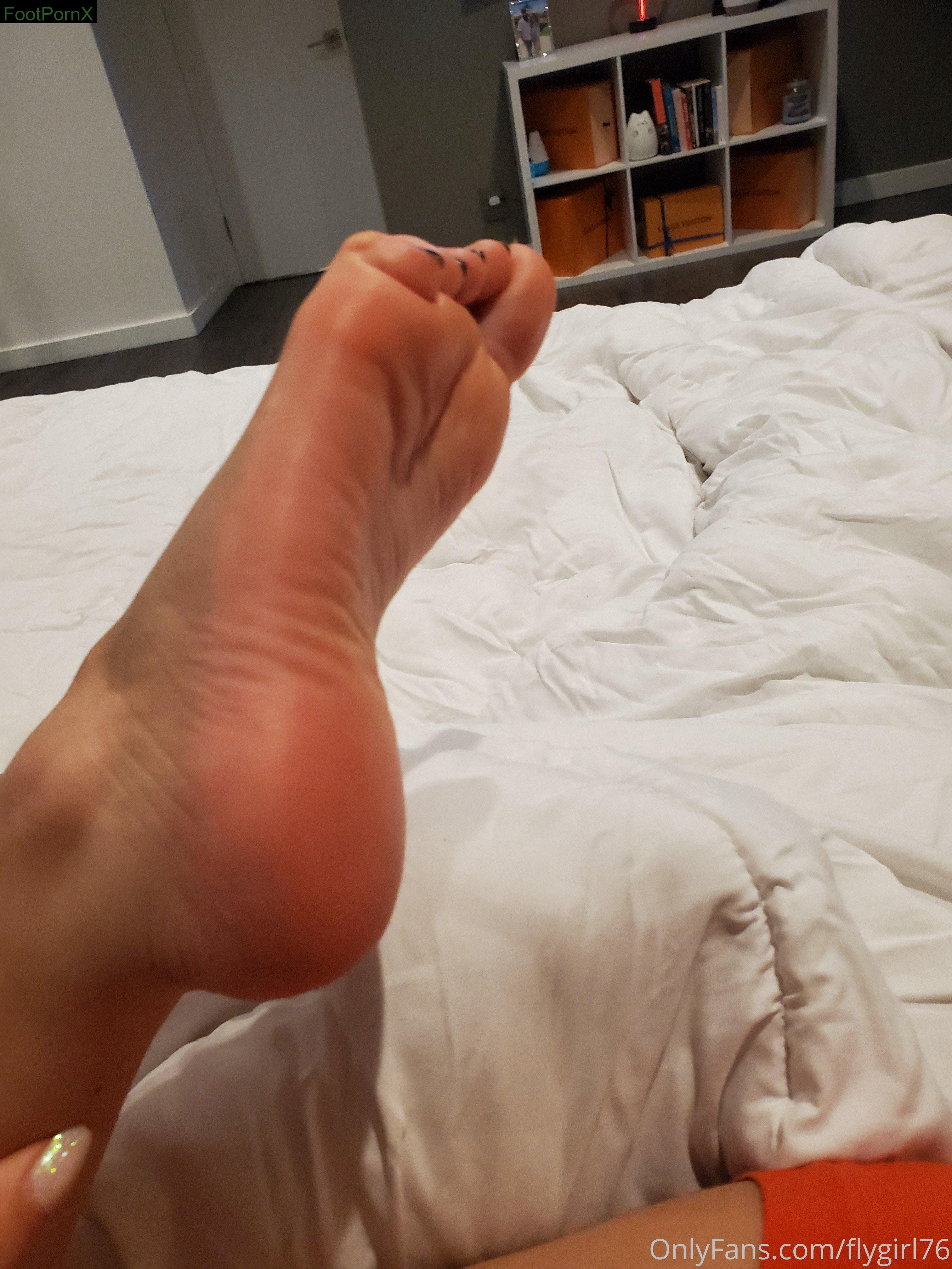 flygirl76 feet photo 14