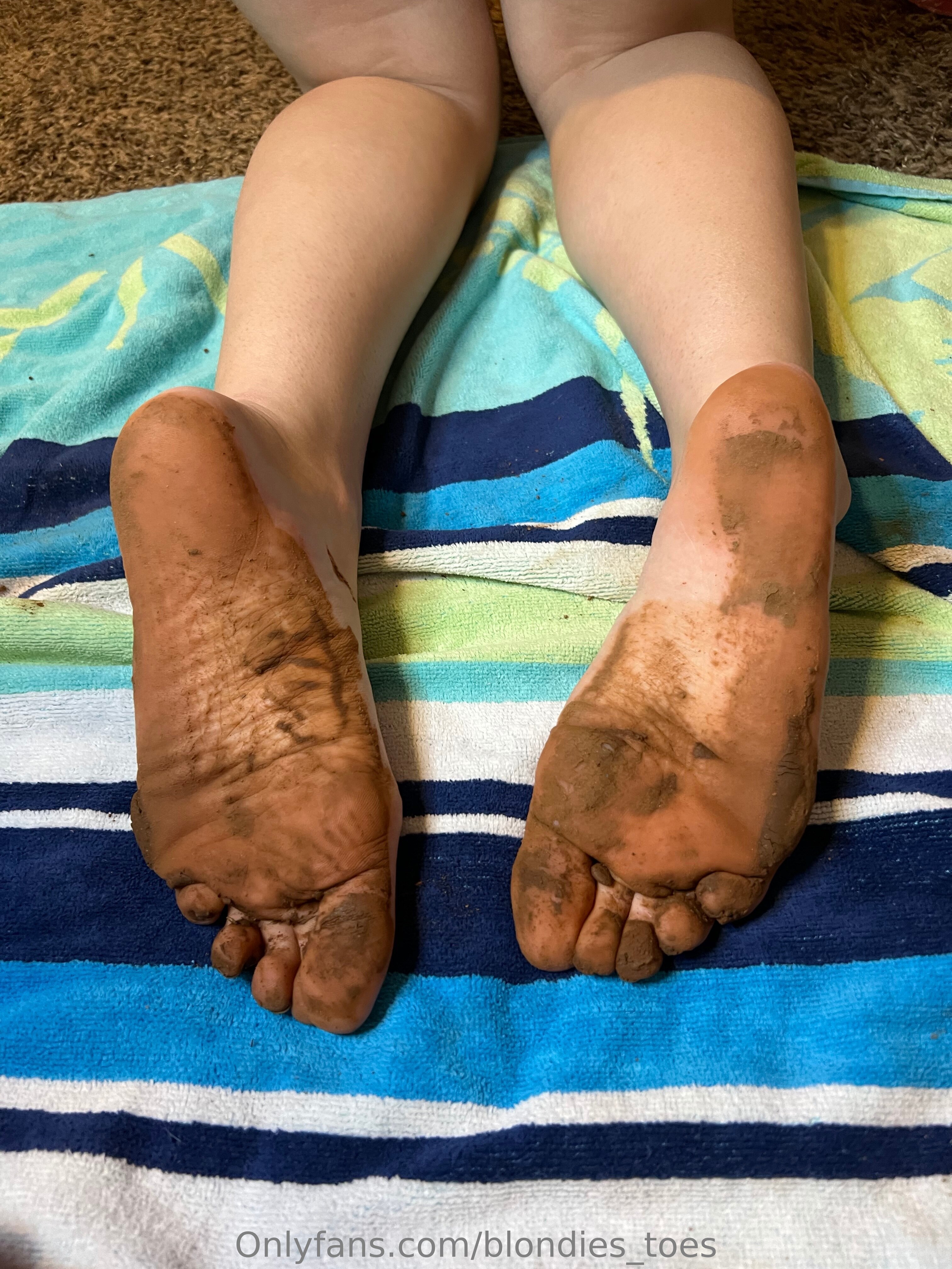 brees_feet1 feet photo 16