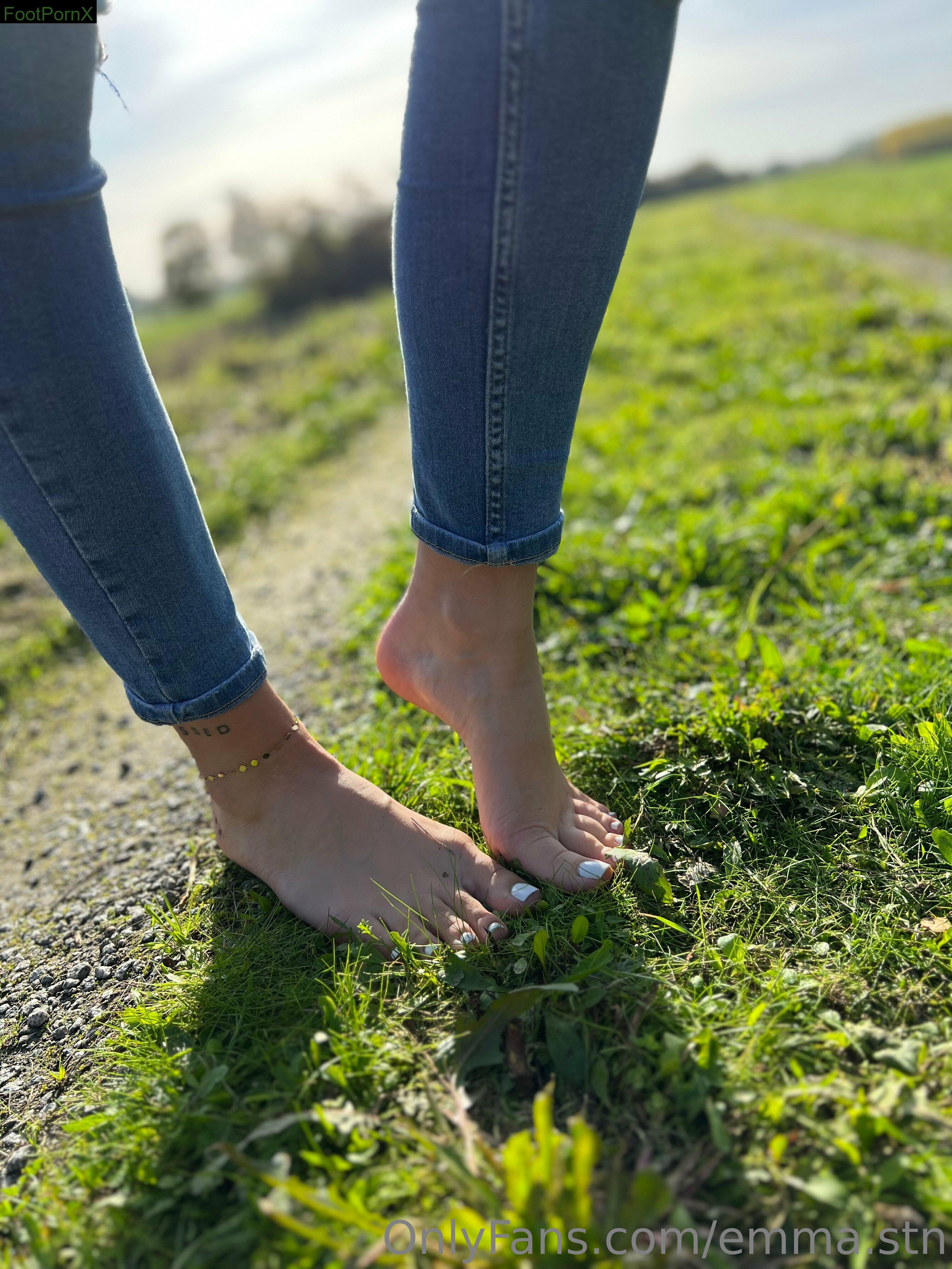 emma.stn feet photo 11