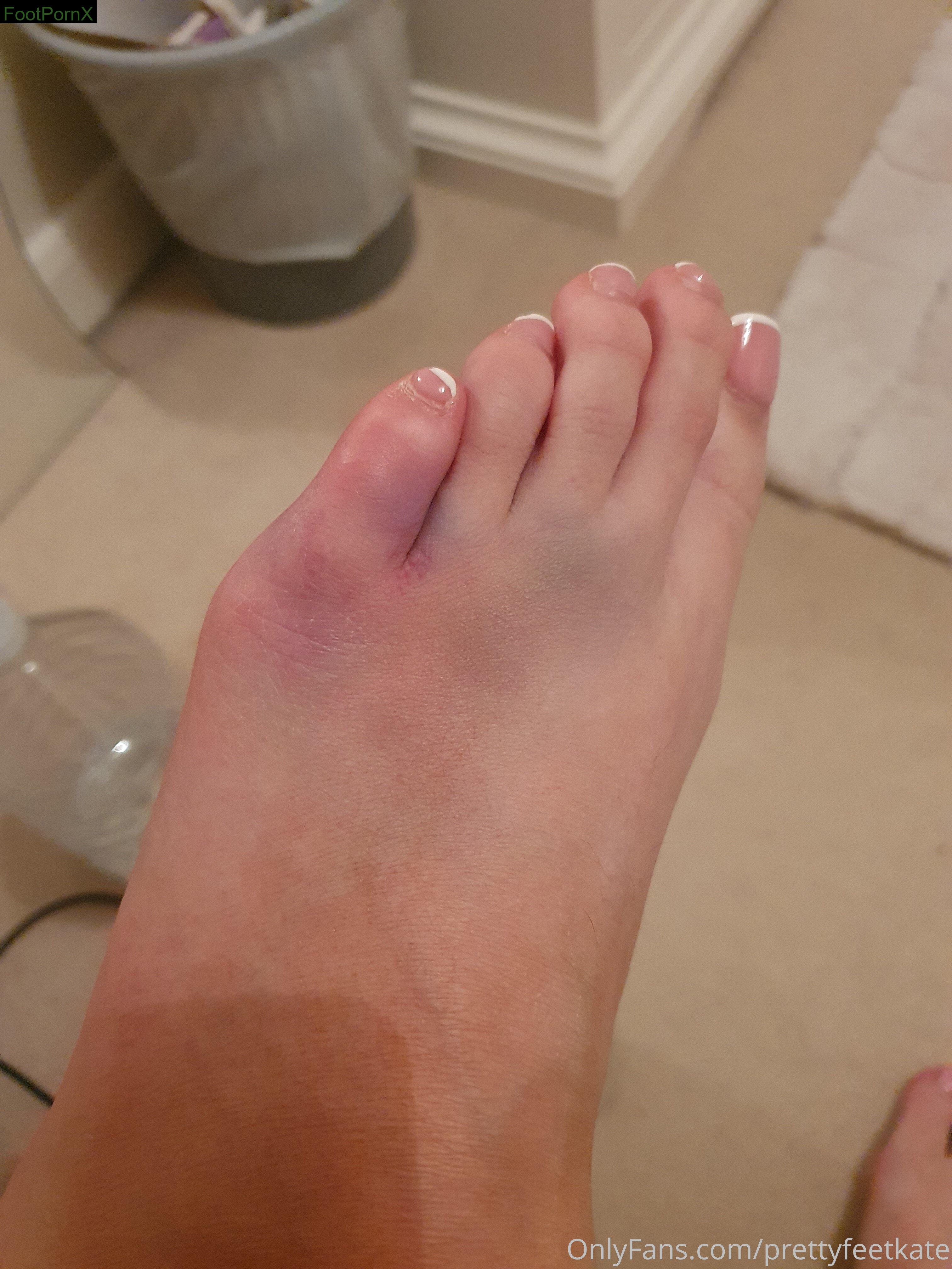 prettyfeetkate feet photo 5