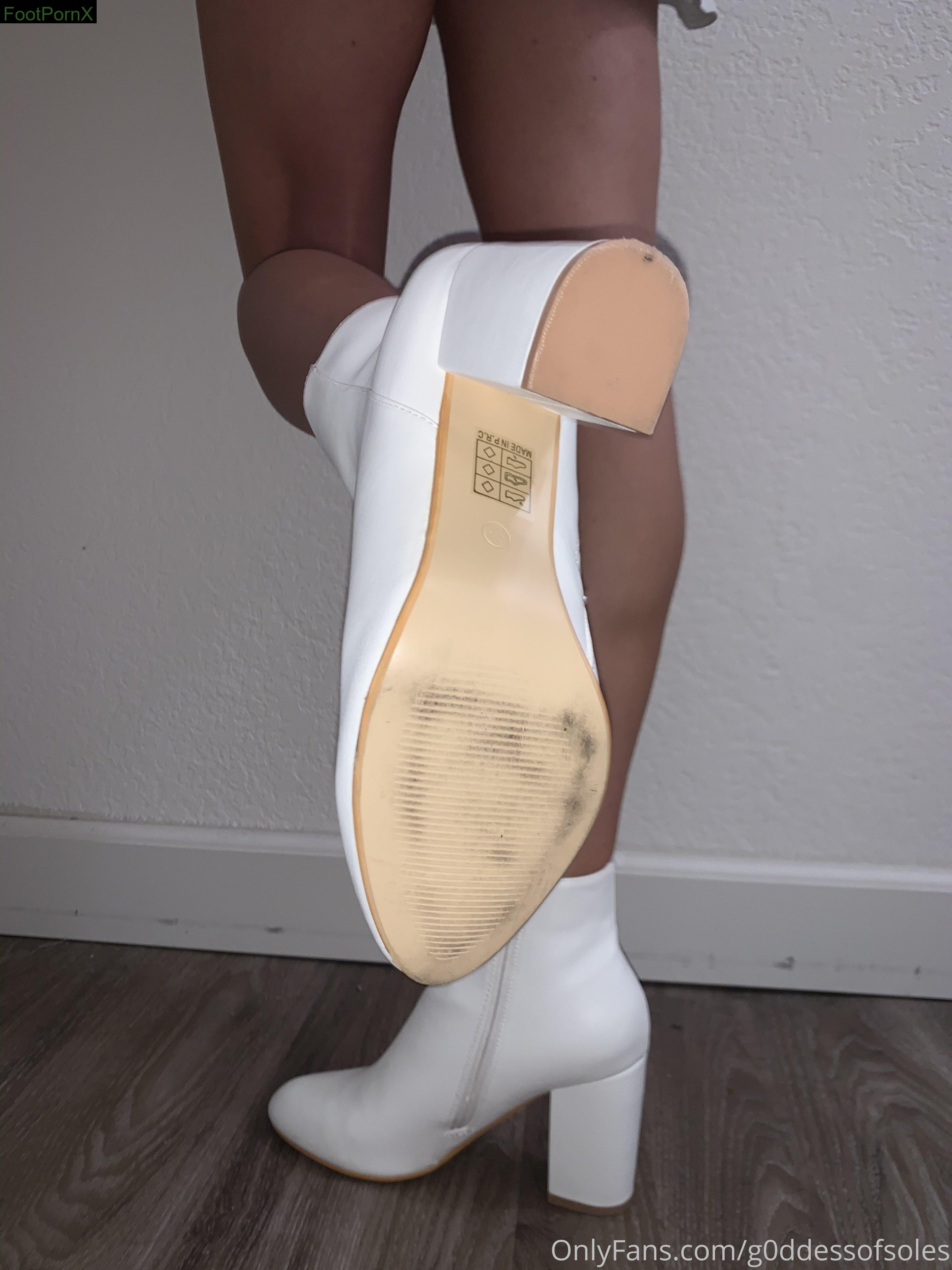 g0ddessofsoles feet photo 16