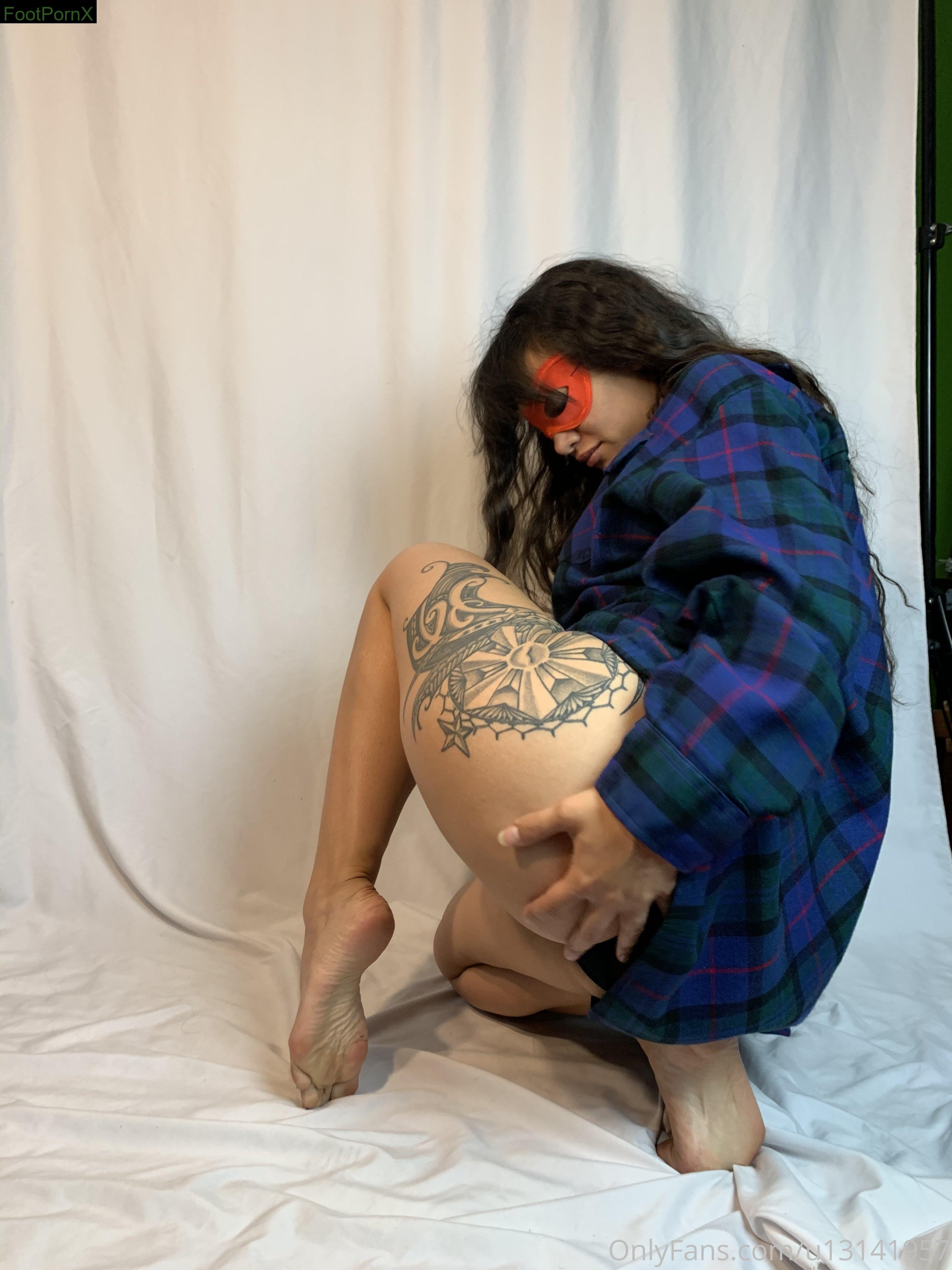 teenatease feet photo 2