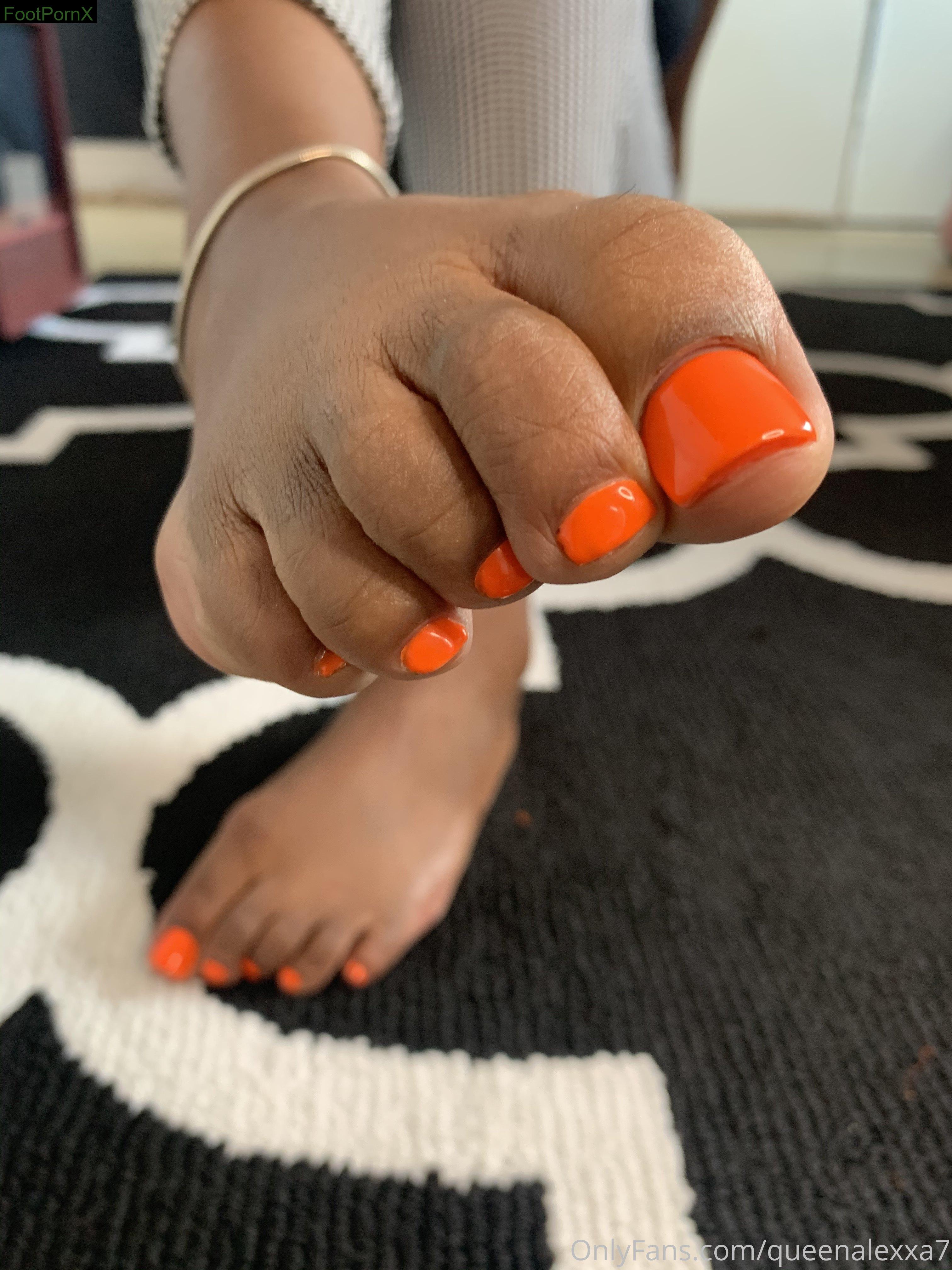 empressalexxa feet photo 8
