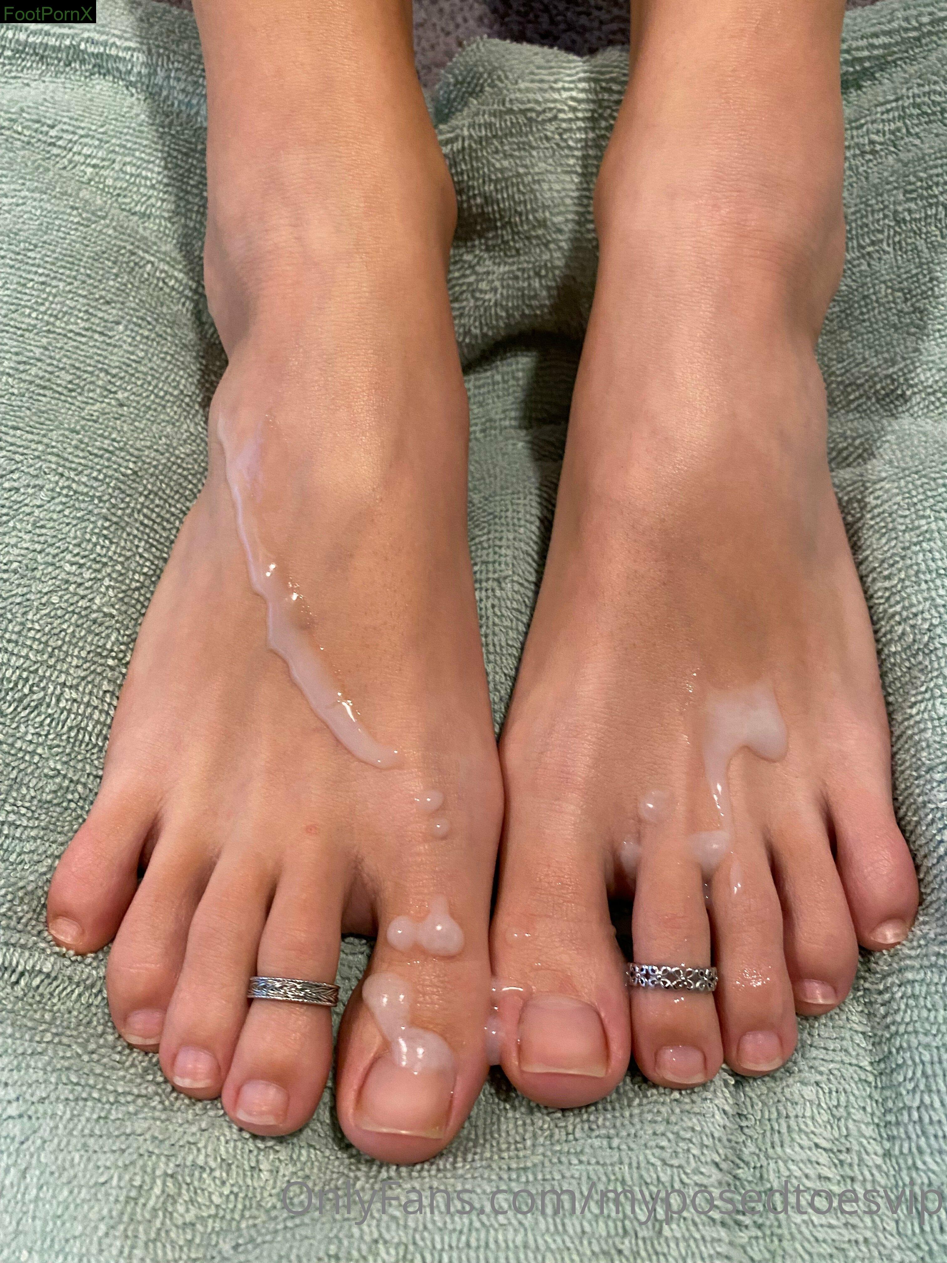 myposedtoesvip feet photo 22