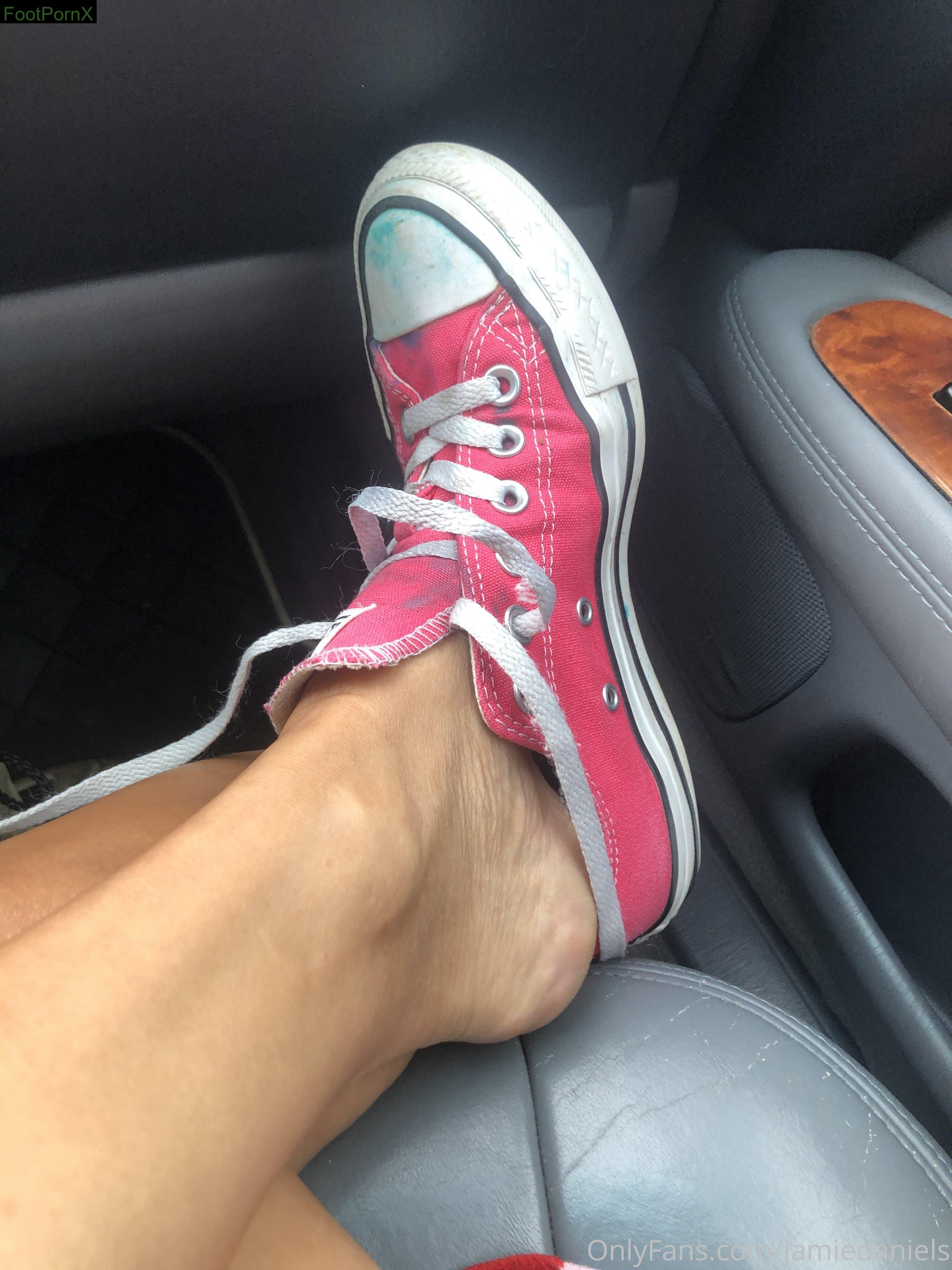 jamiedaniels feet photo 5