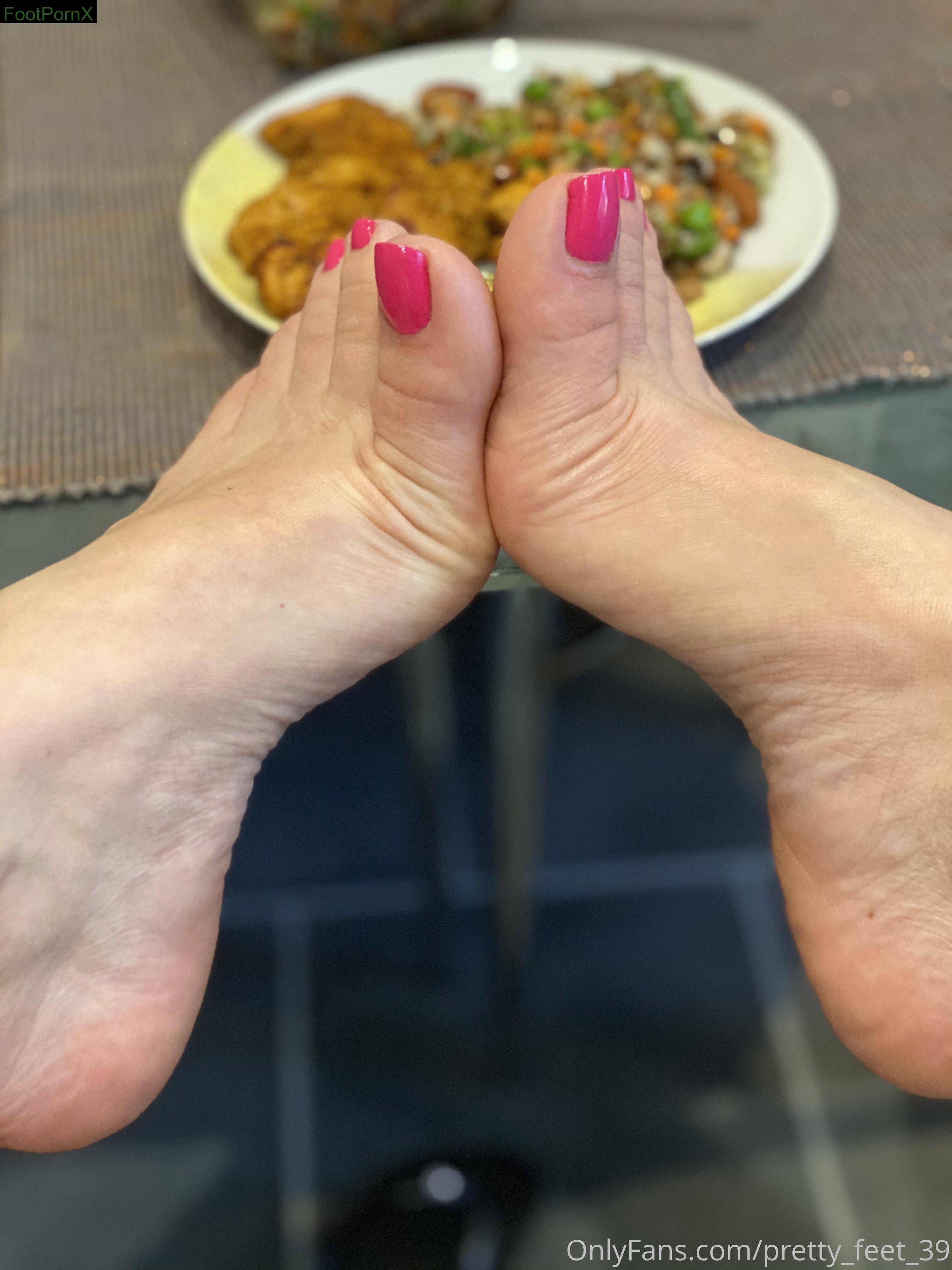 pretty_feet_39 feet photo 1