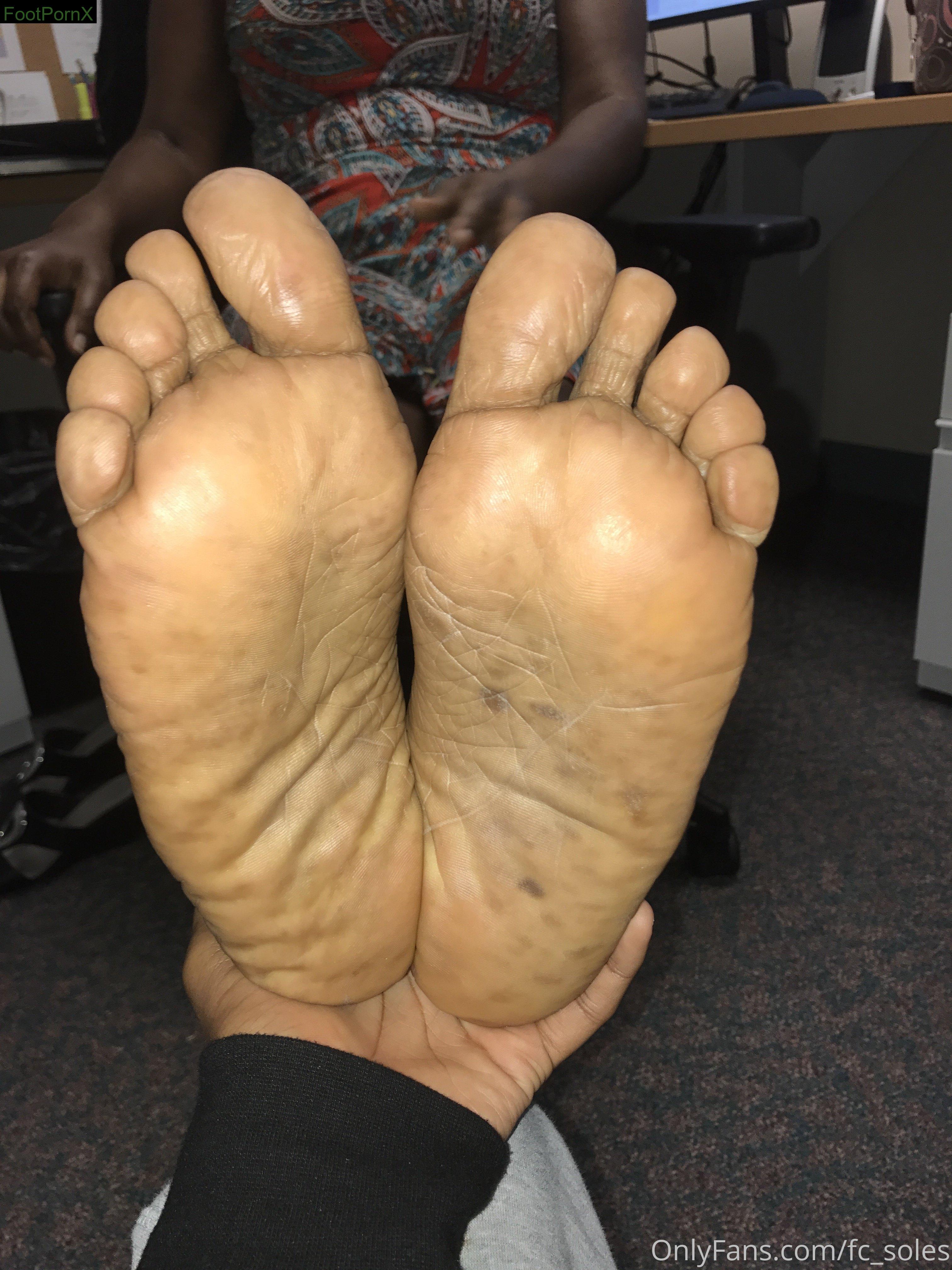 fc_soles feet photo 21