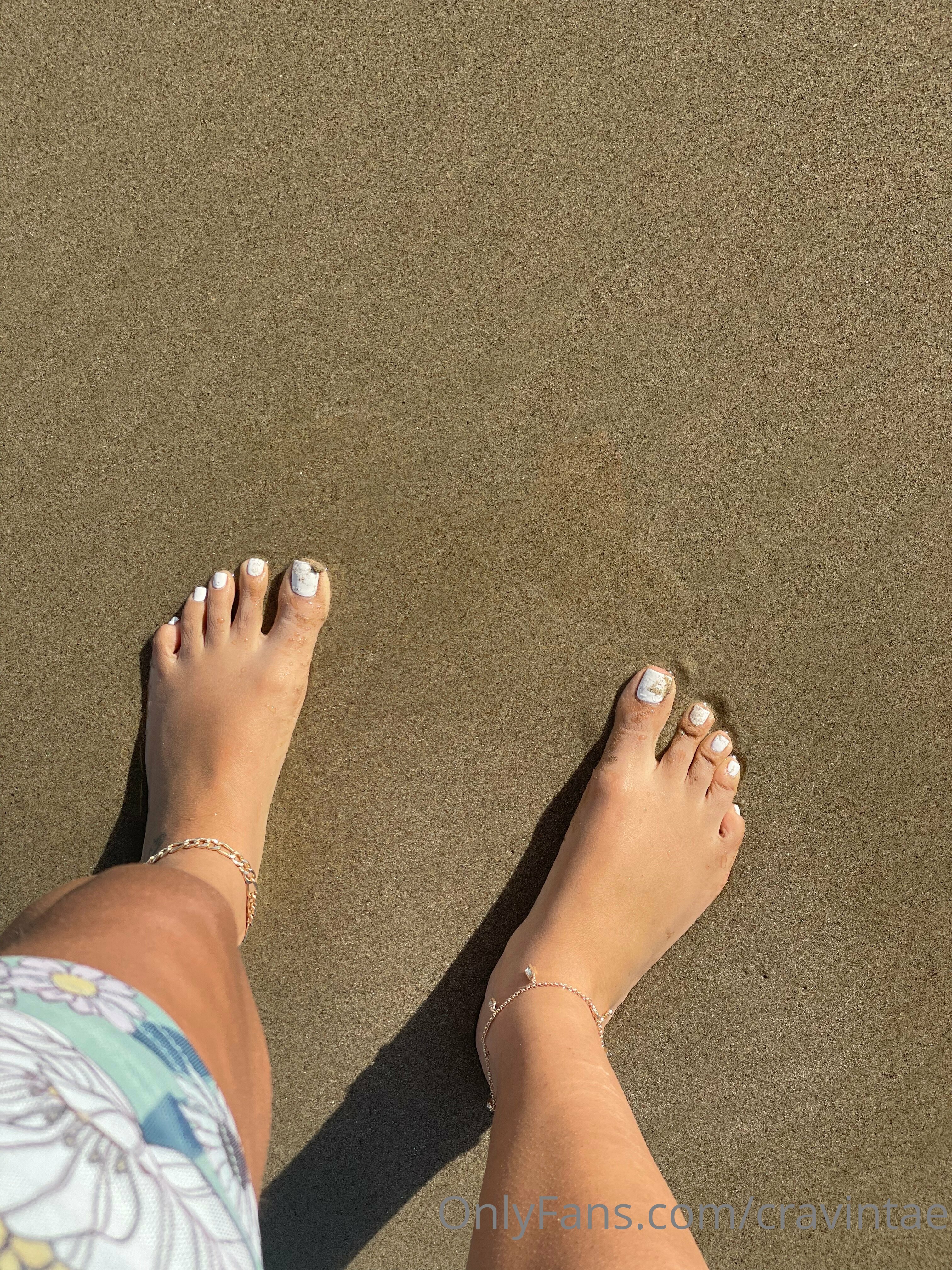 cravintae feet photo 6