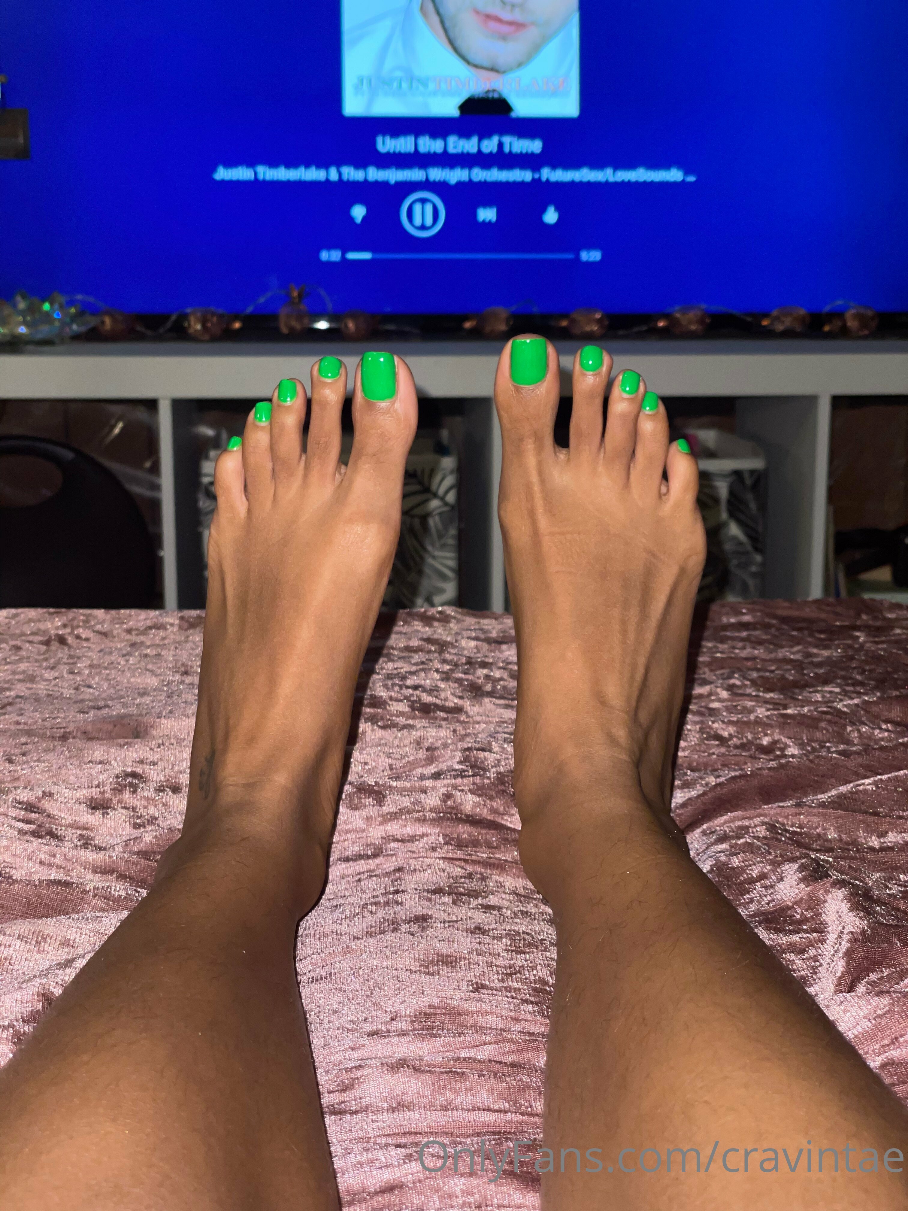 cravintae feet photo 5