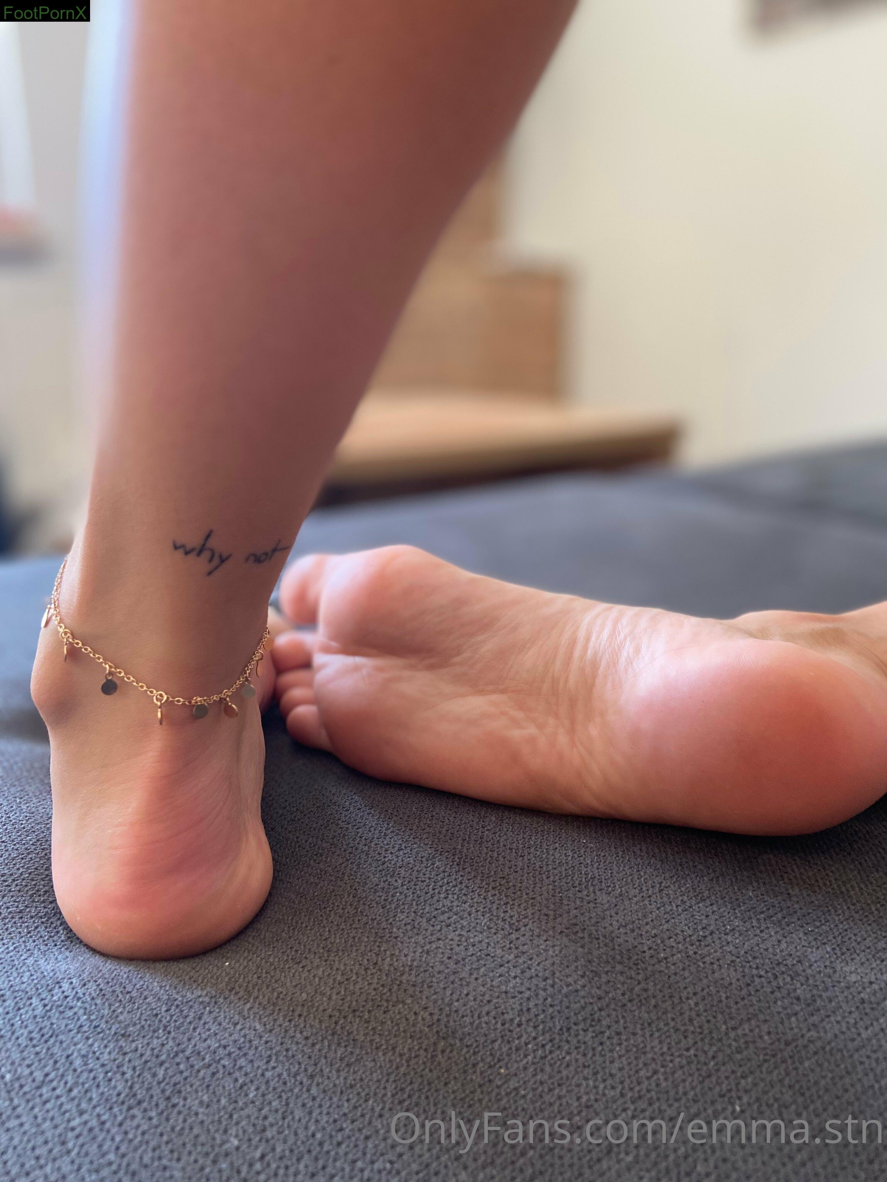 emma.stn feet photo 9