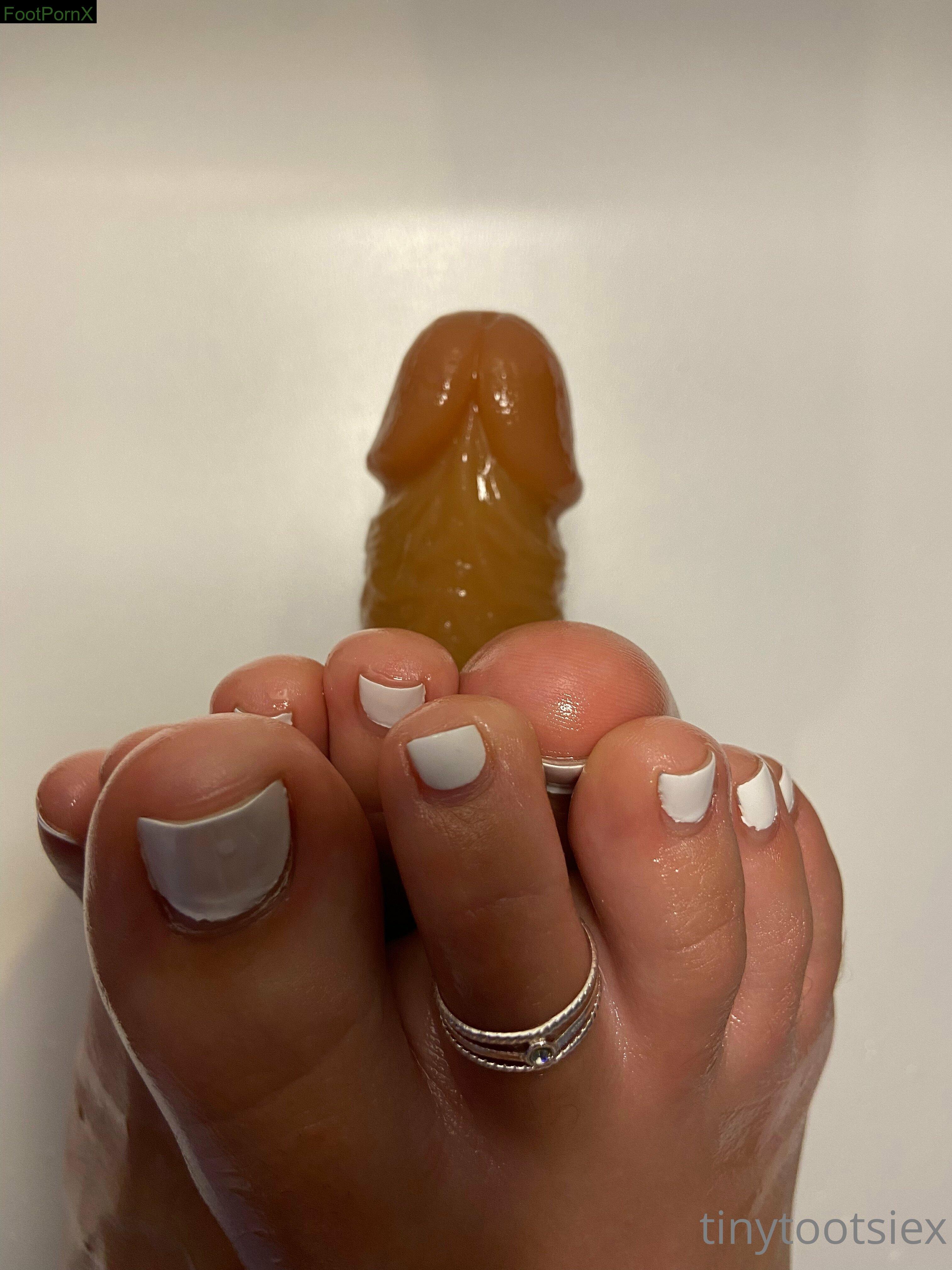tinytootsiex feet photo 18