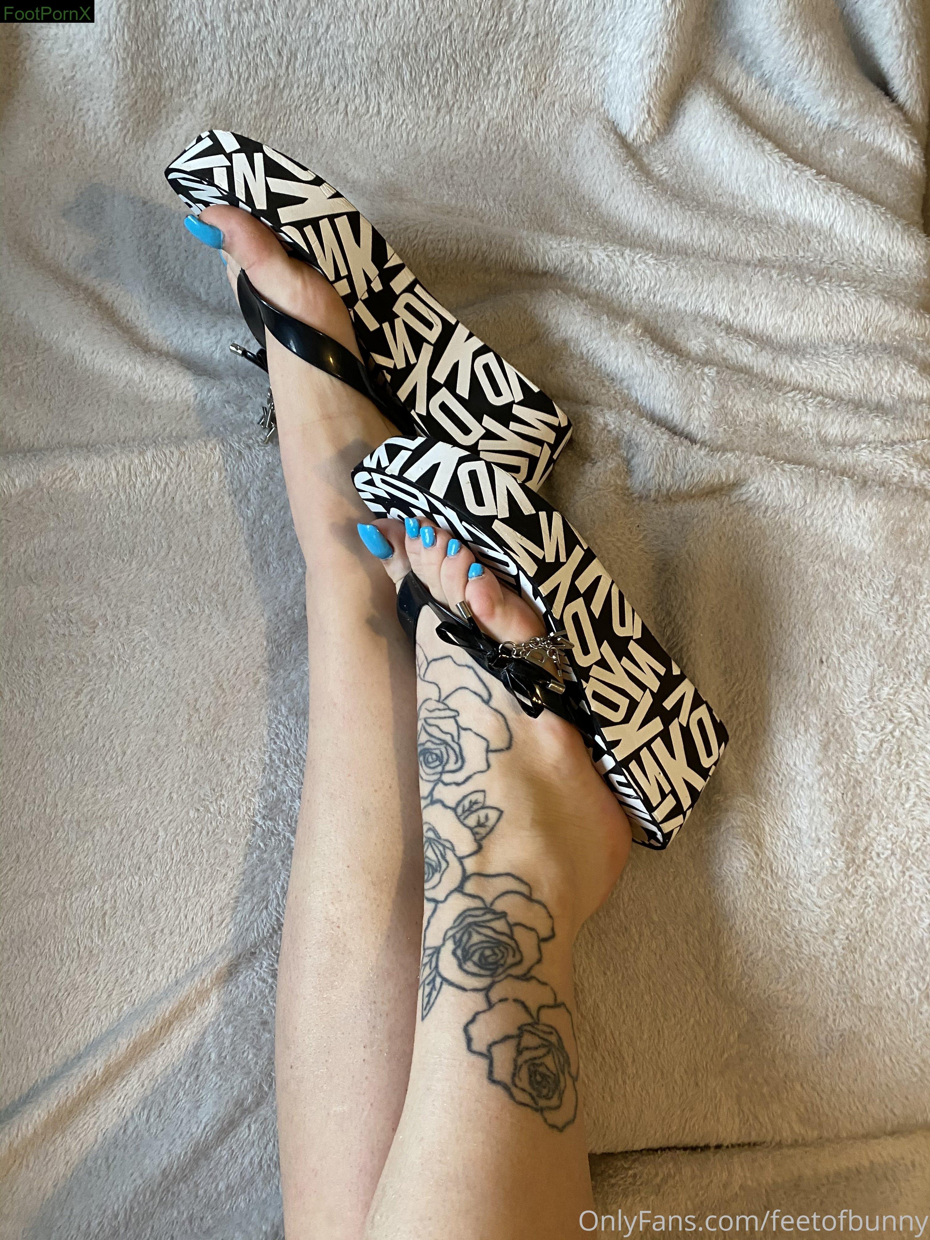 bunnythefootmodel feet photo 2