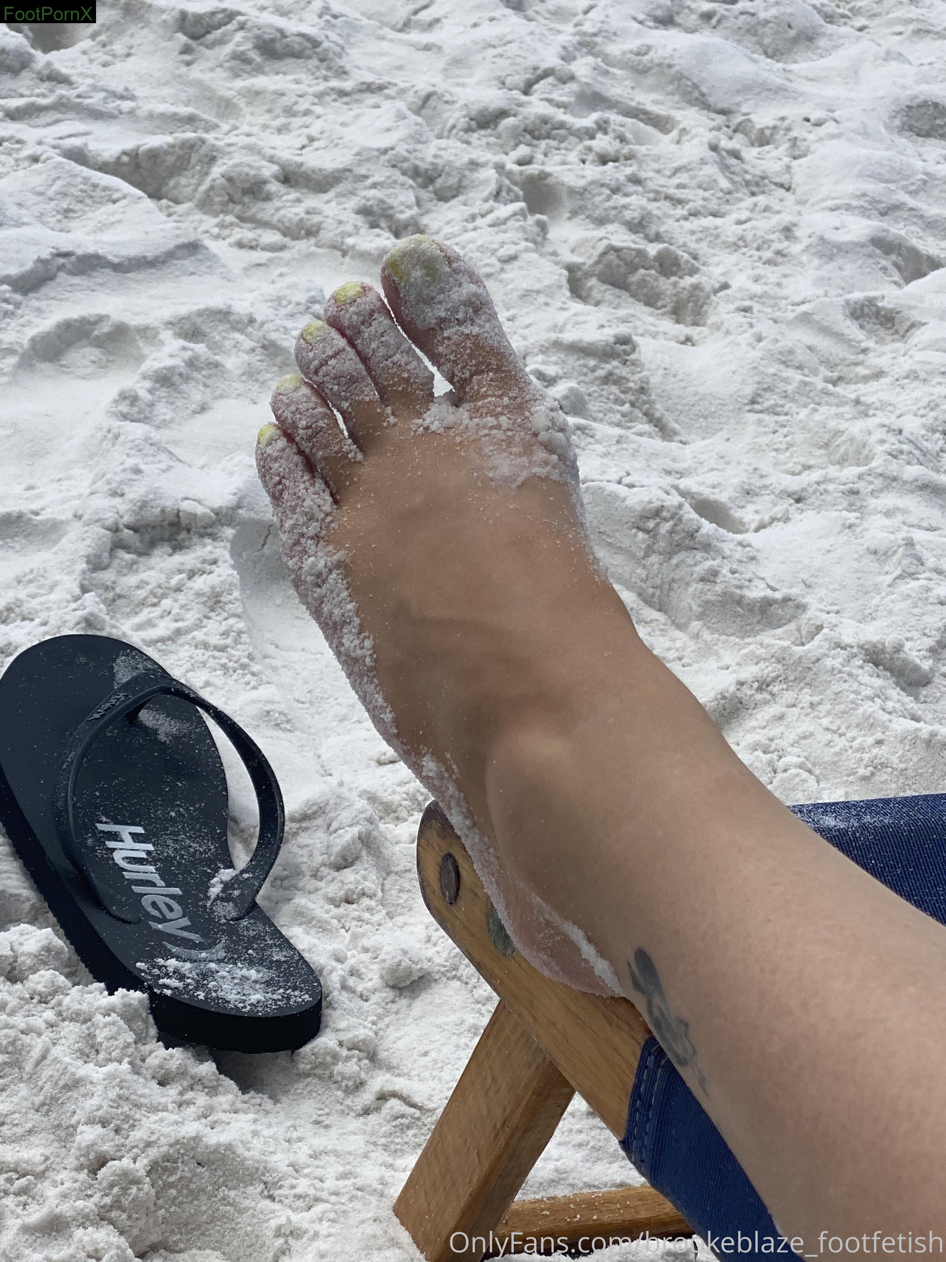 brookeblaze_footfetish feet photo 20