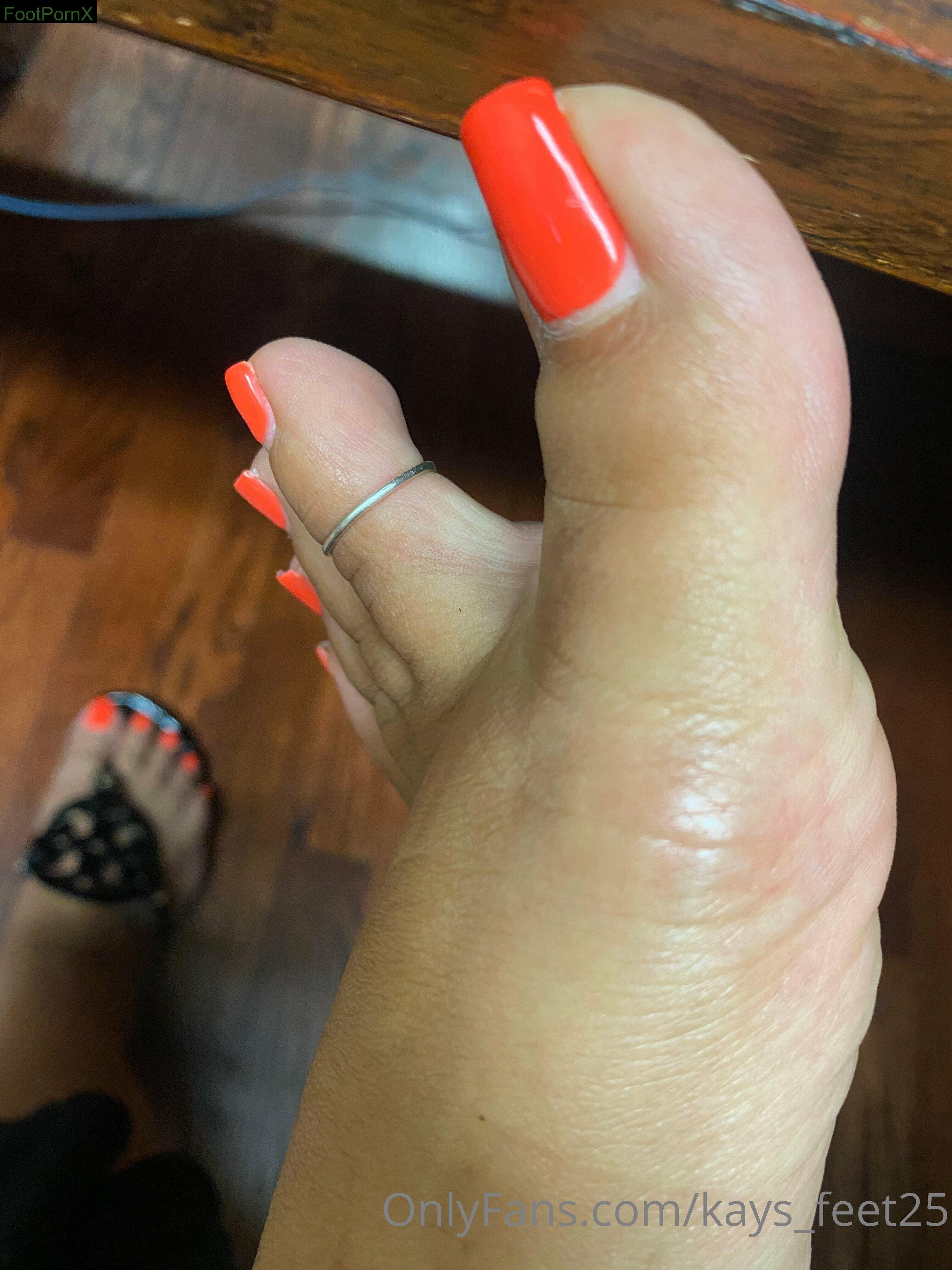 kays_feet25 feet photo 9