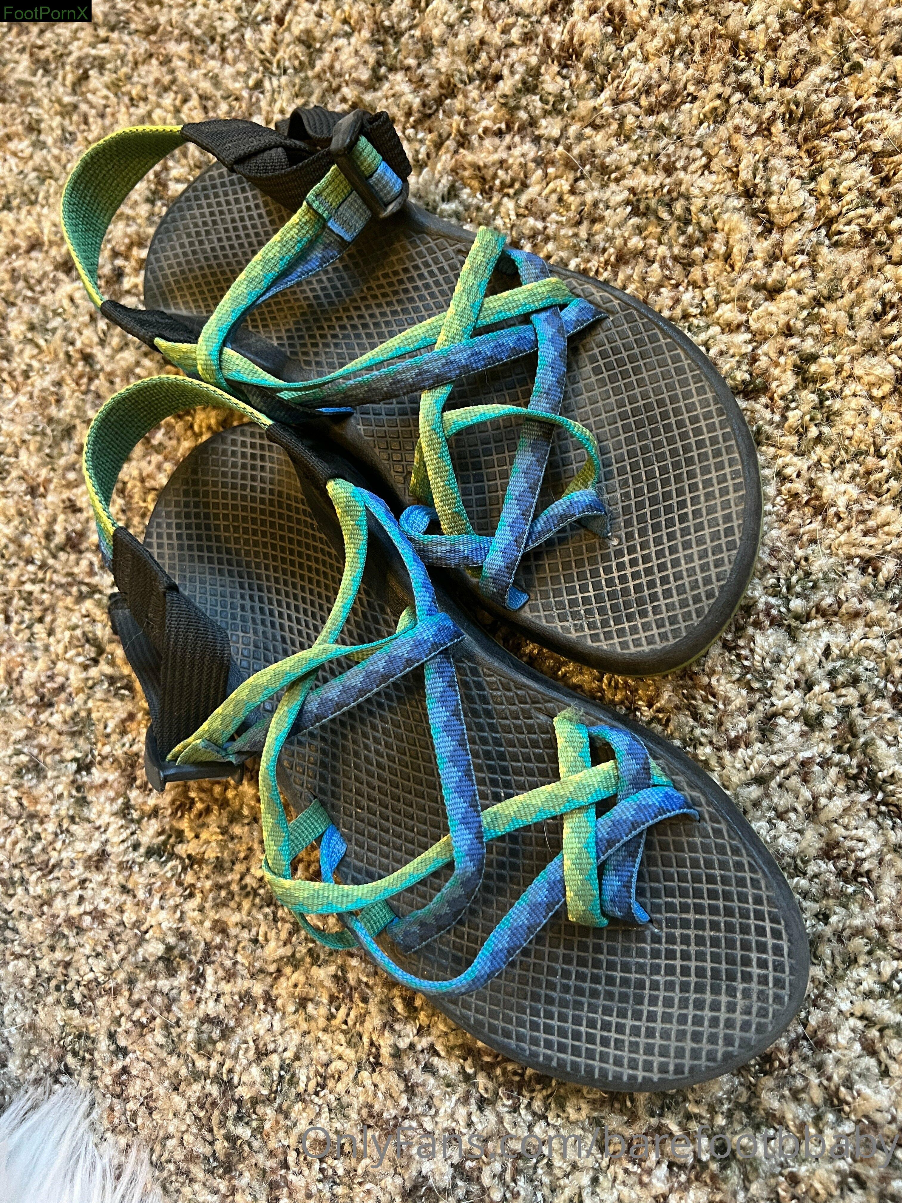 barefootbbaby feet photo 3