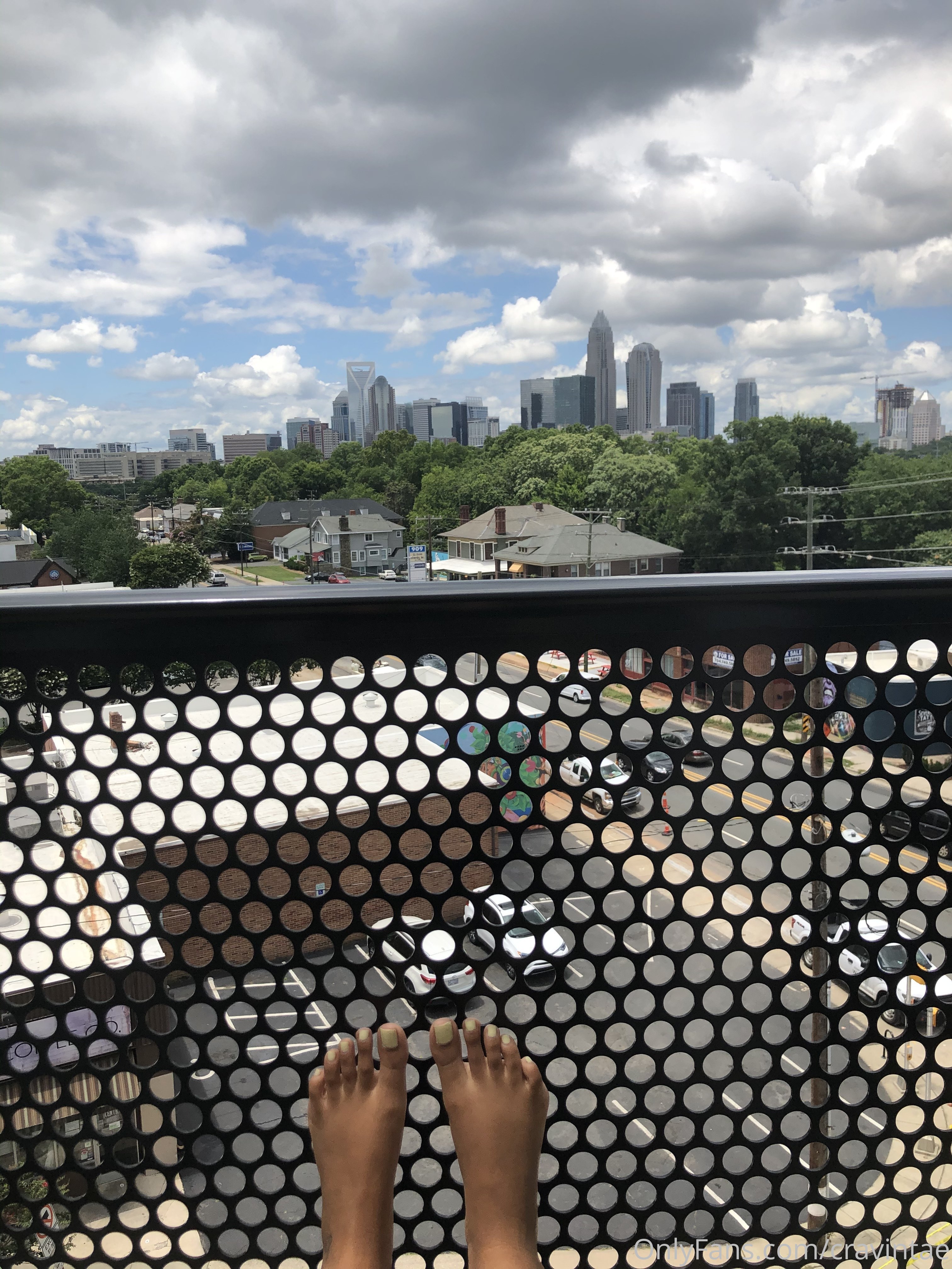 cravintae feet photo 17