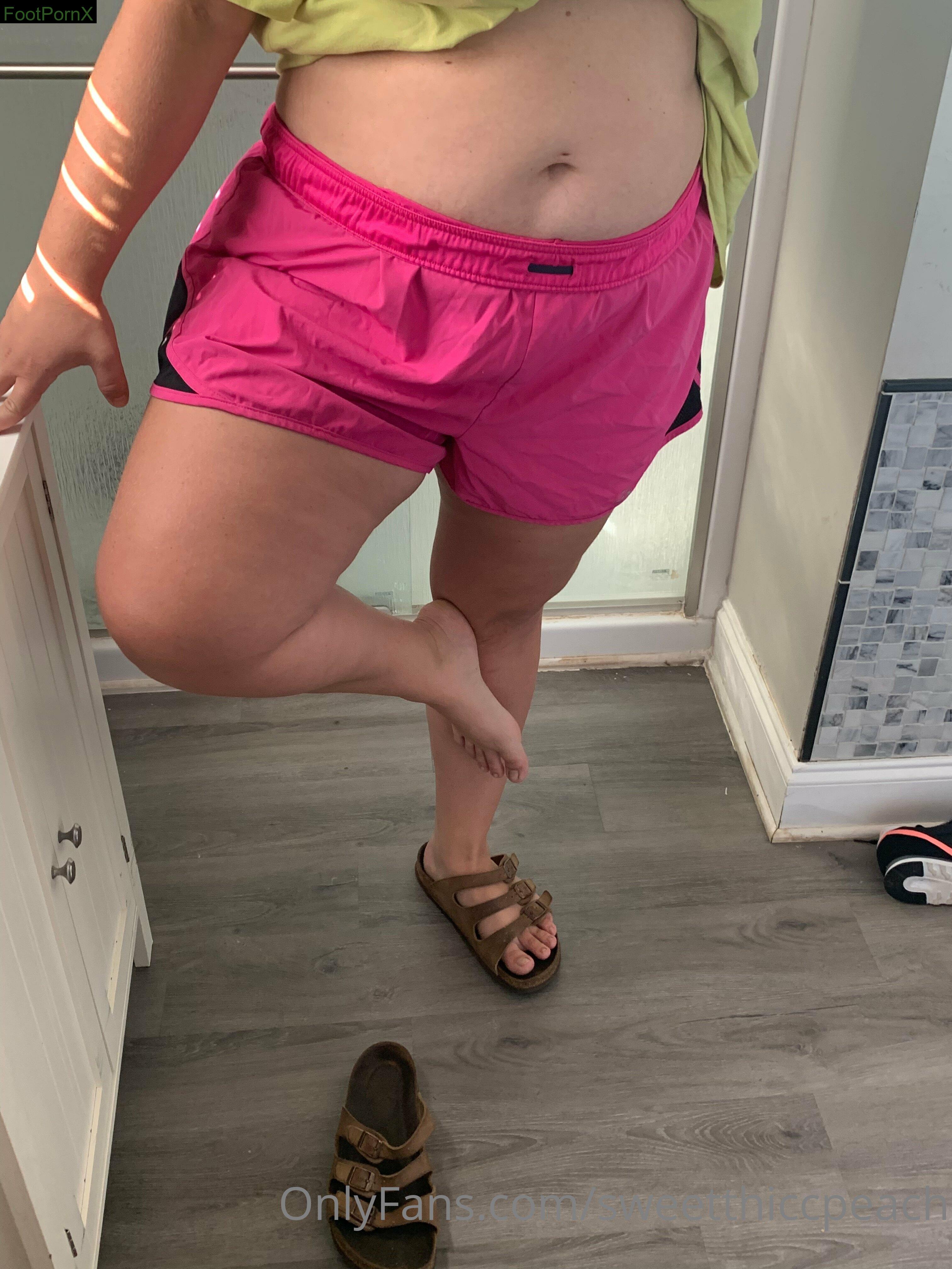 laurenkavali feet photo 7