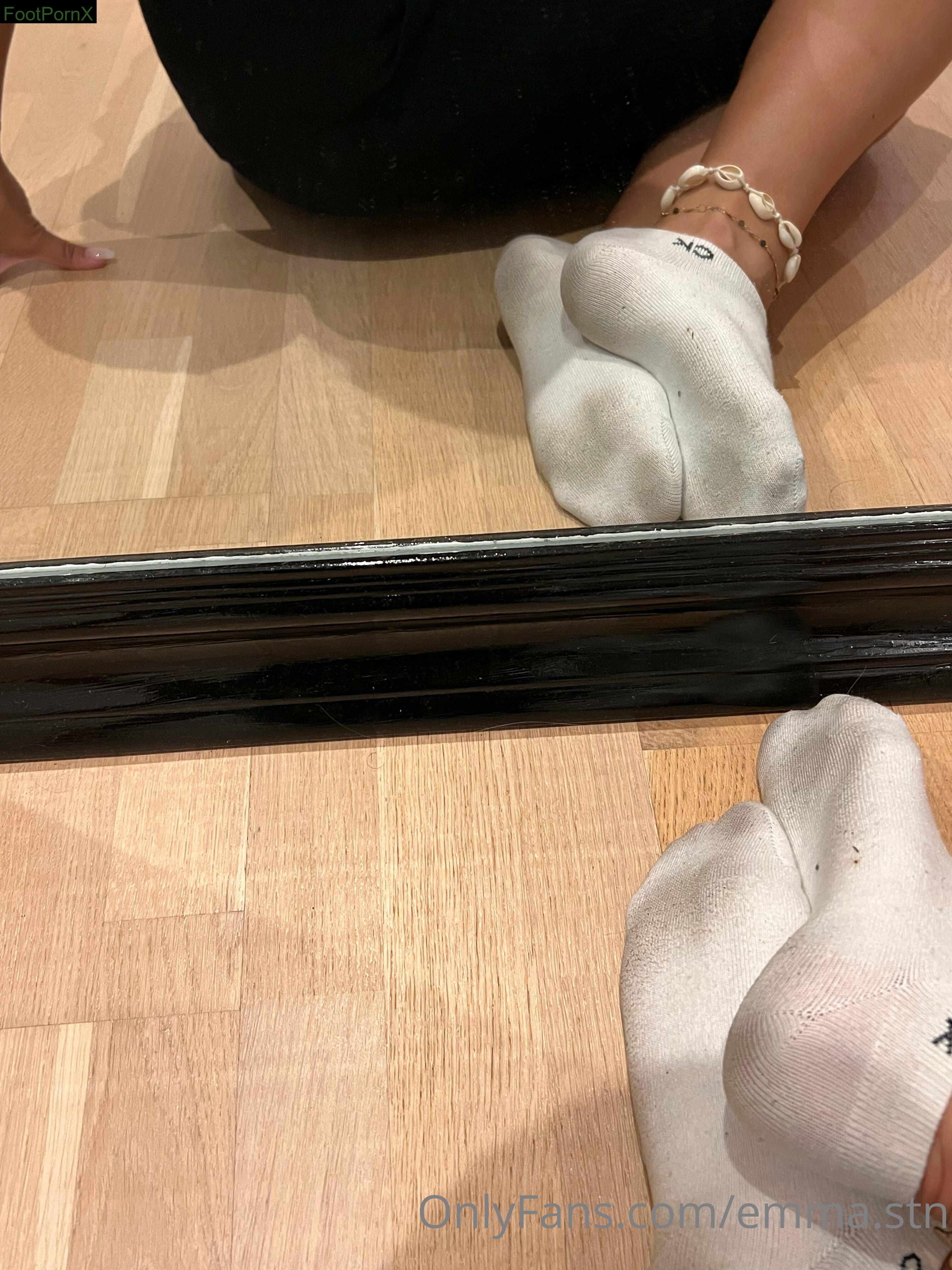 emma.stn feet photo 7