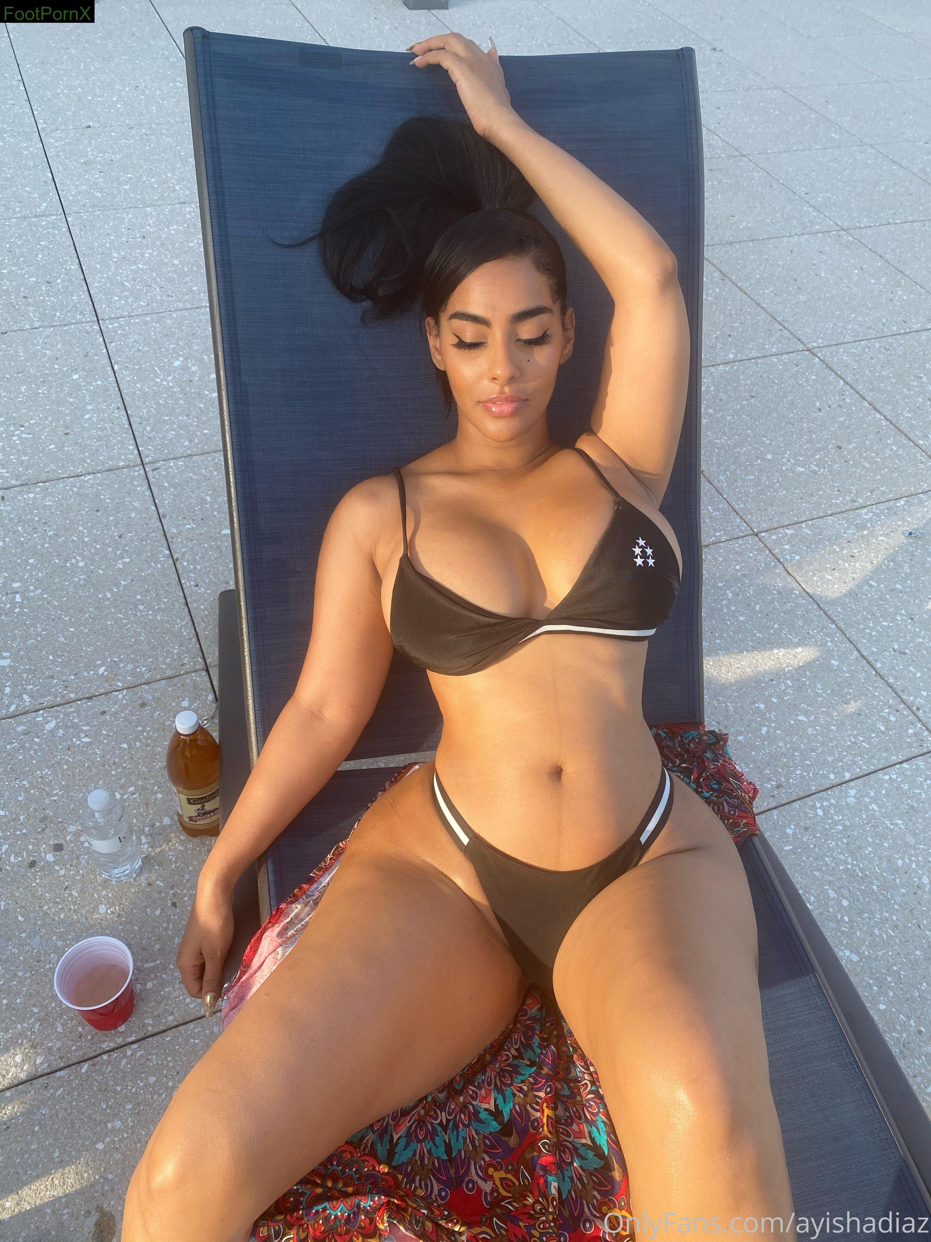 ayishadiaz feet photo 12