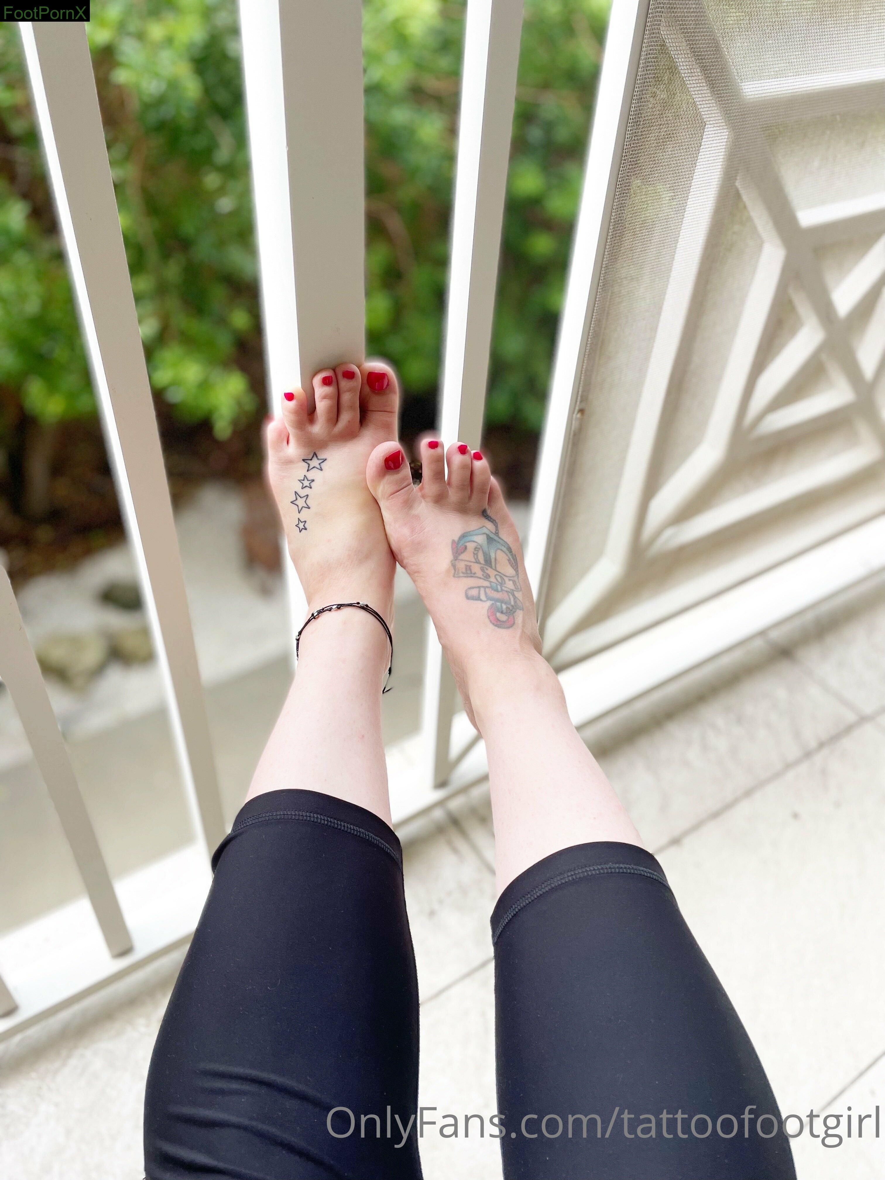 tattoofootgirl feet photo 6