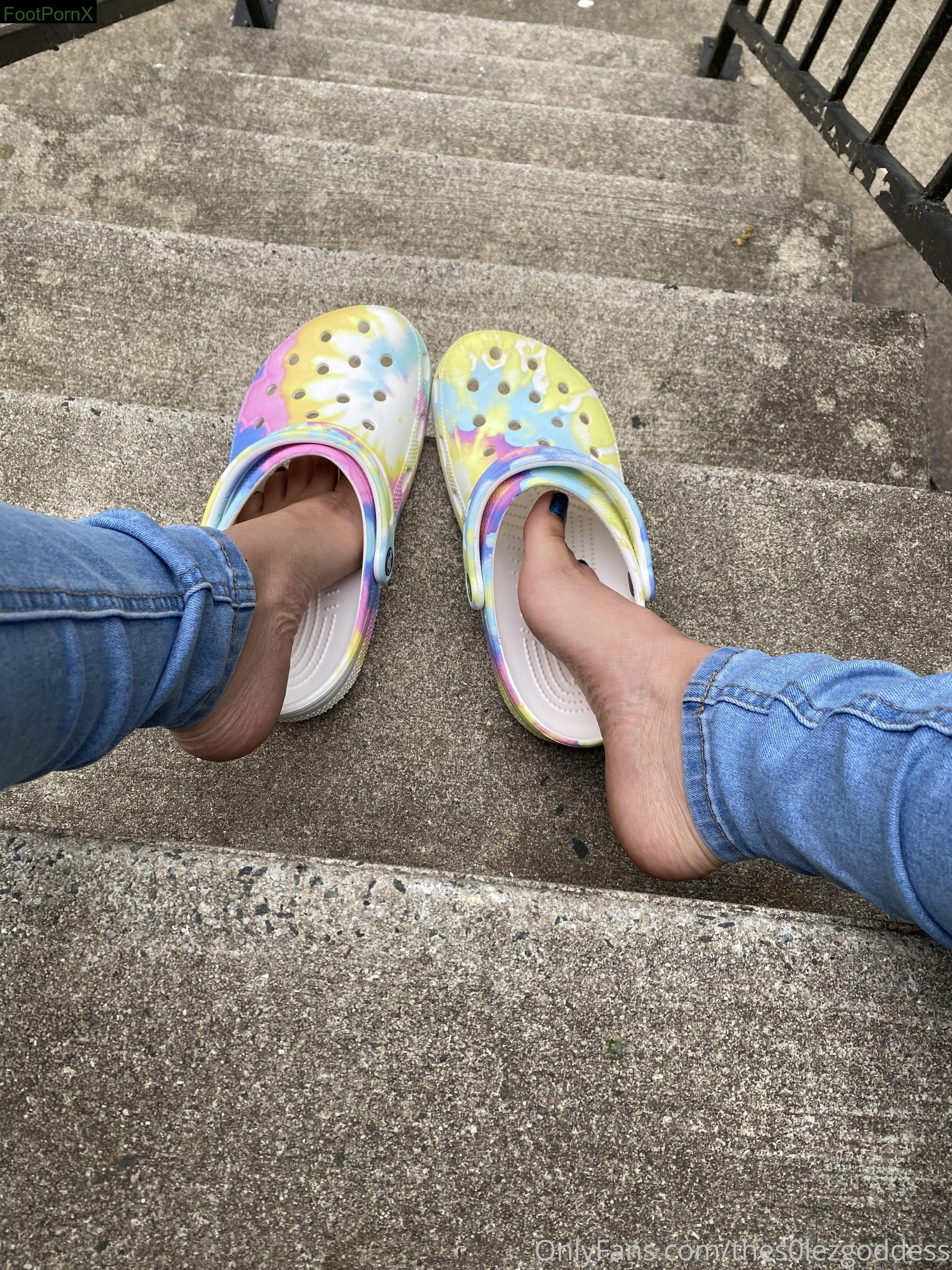 thesolezgoddess feet photo 11