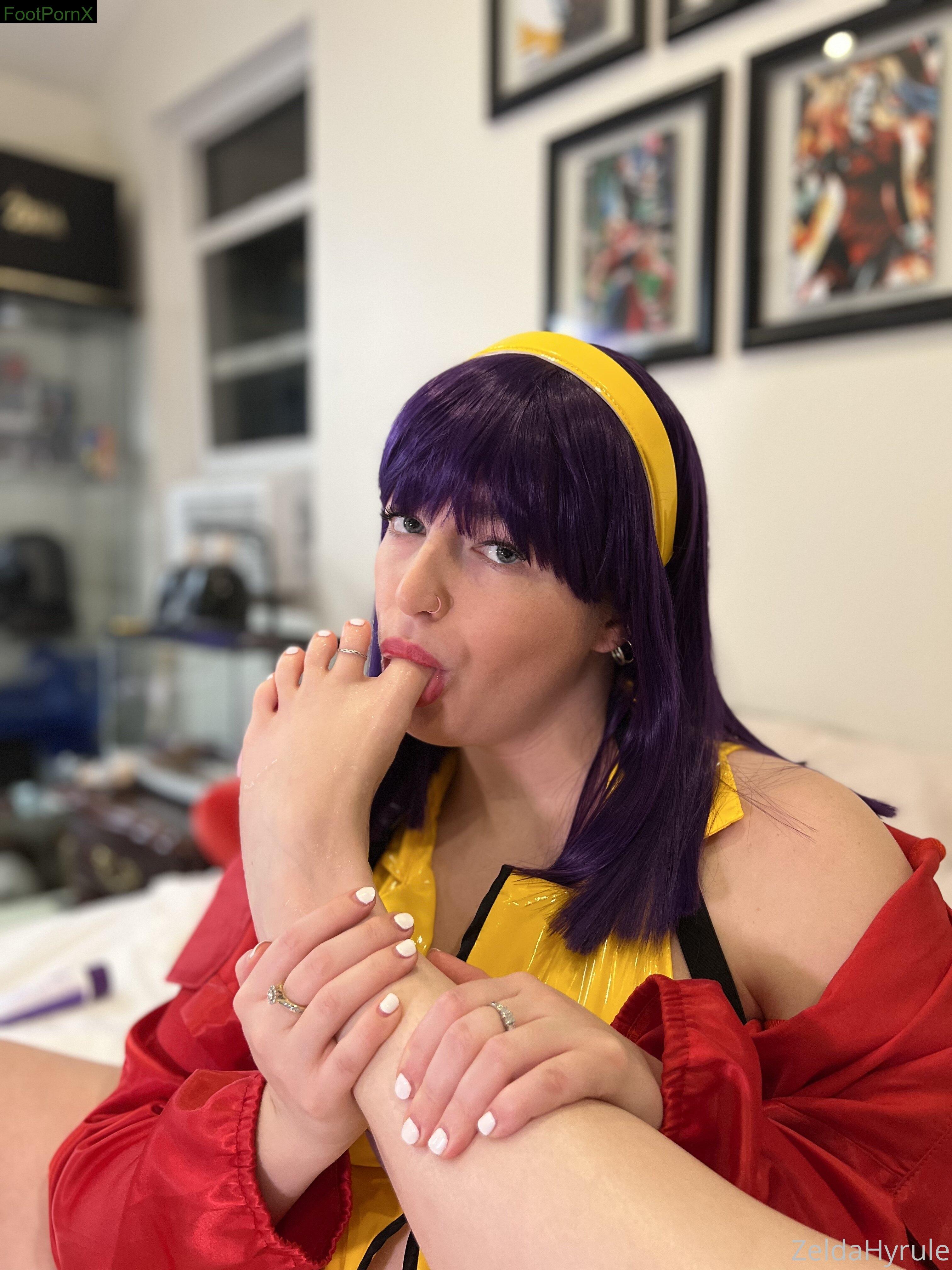 zeldahyrule feet photo 18