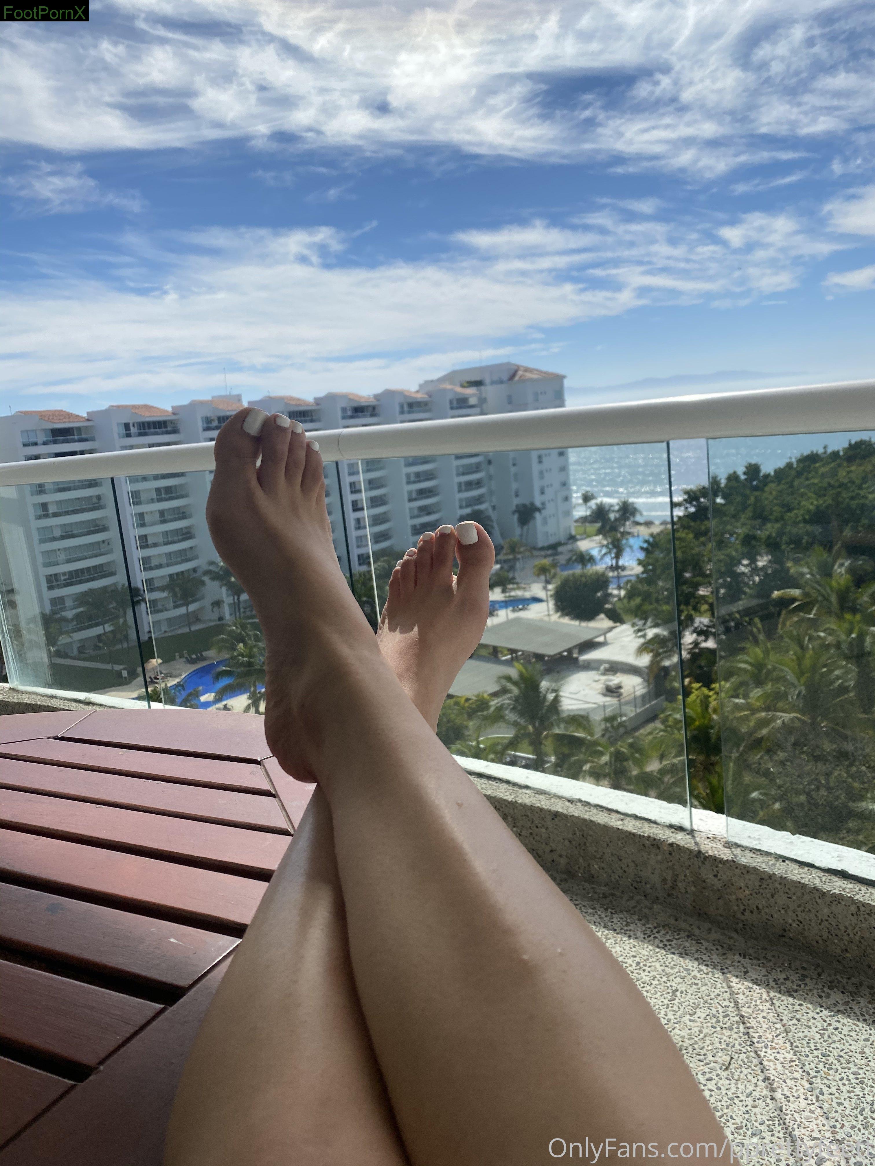 pprettyfeett feet photo 23