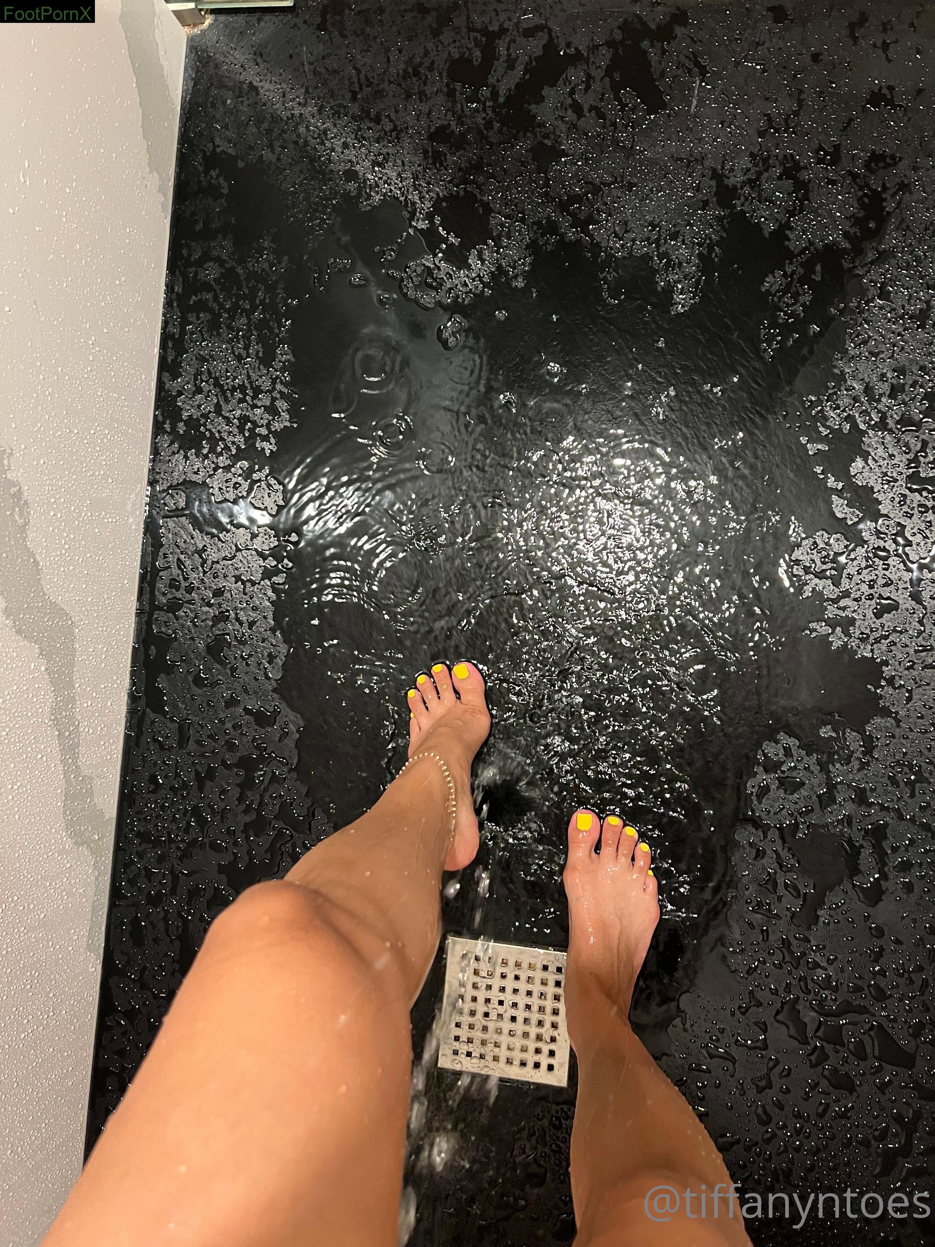 alittleoftiff feet photo 20