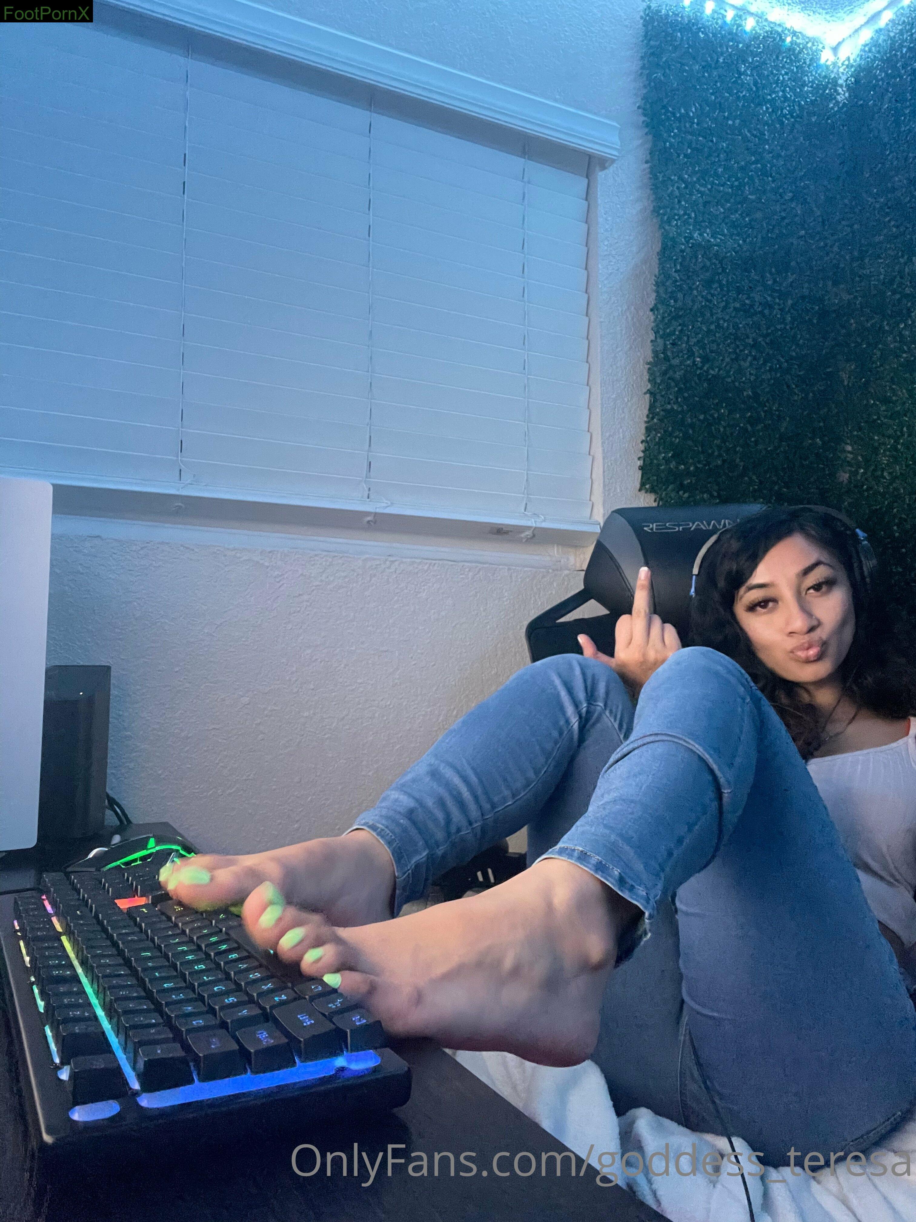 goddess_teresa feet photo 14