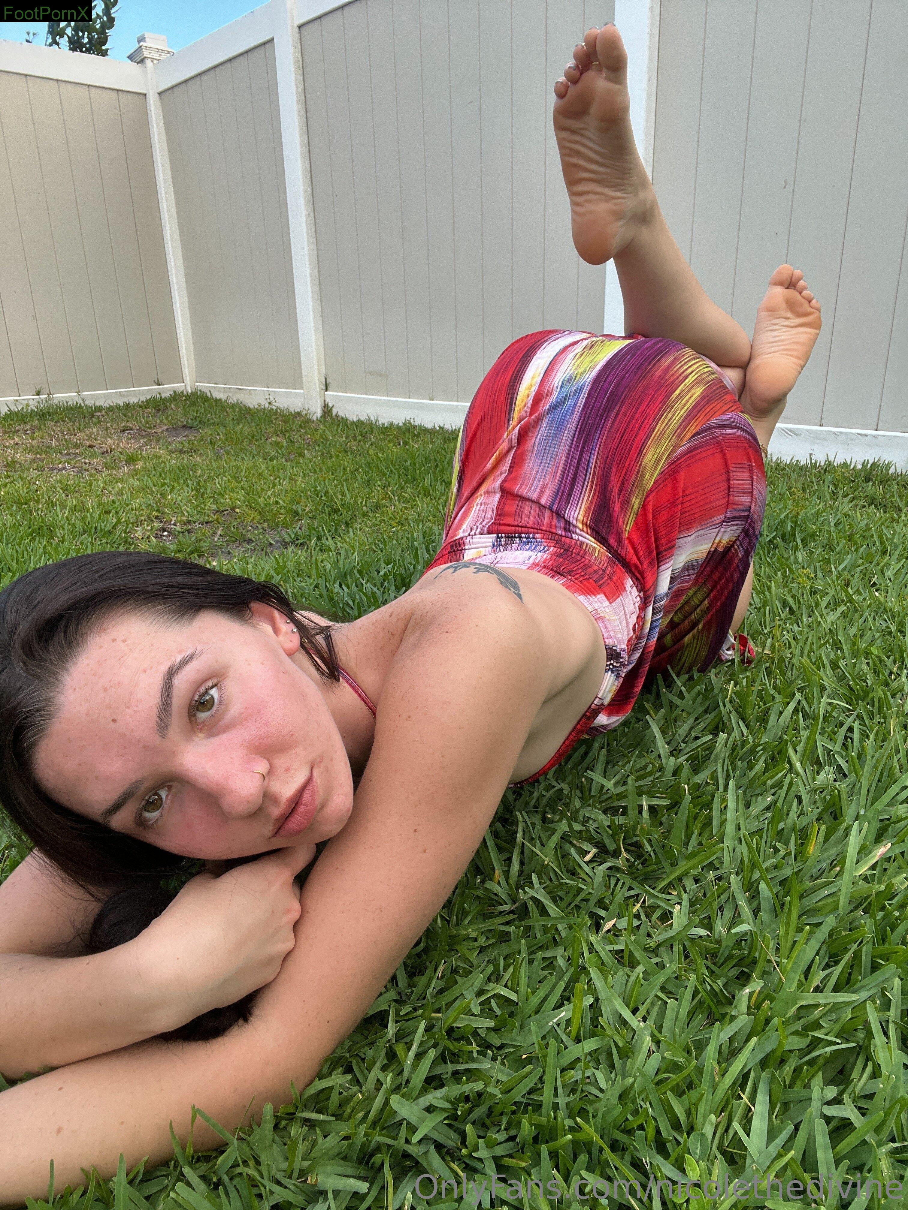 nicolethedivine feet photo 20