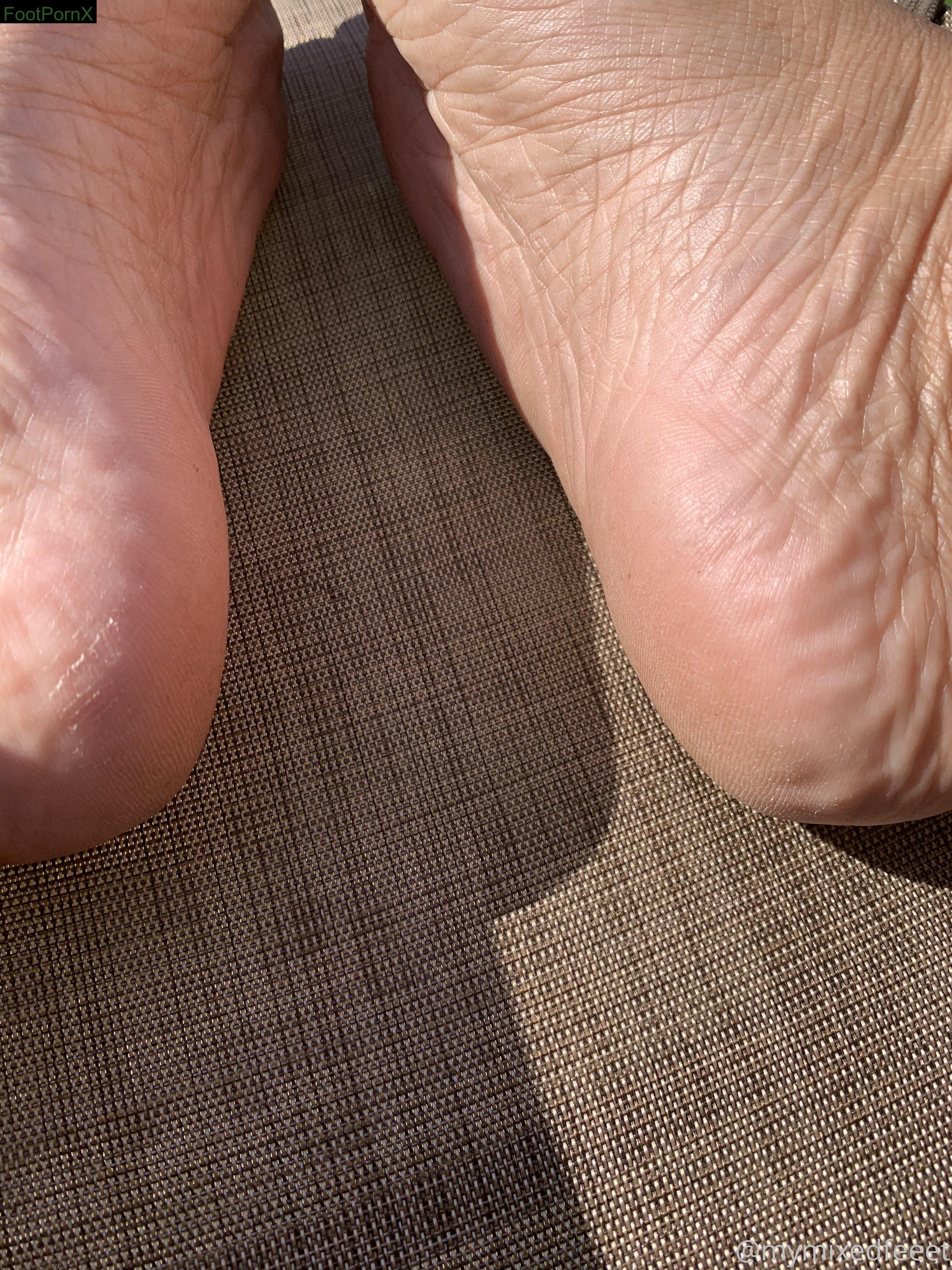 mymixedfeeet feet photo 3