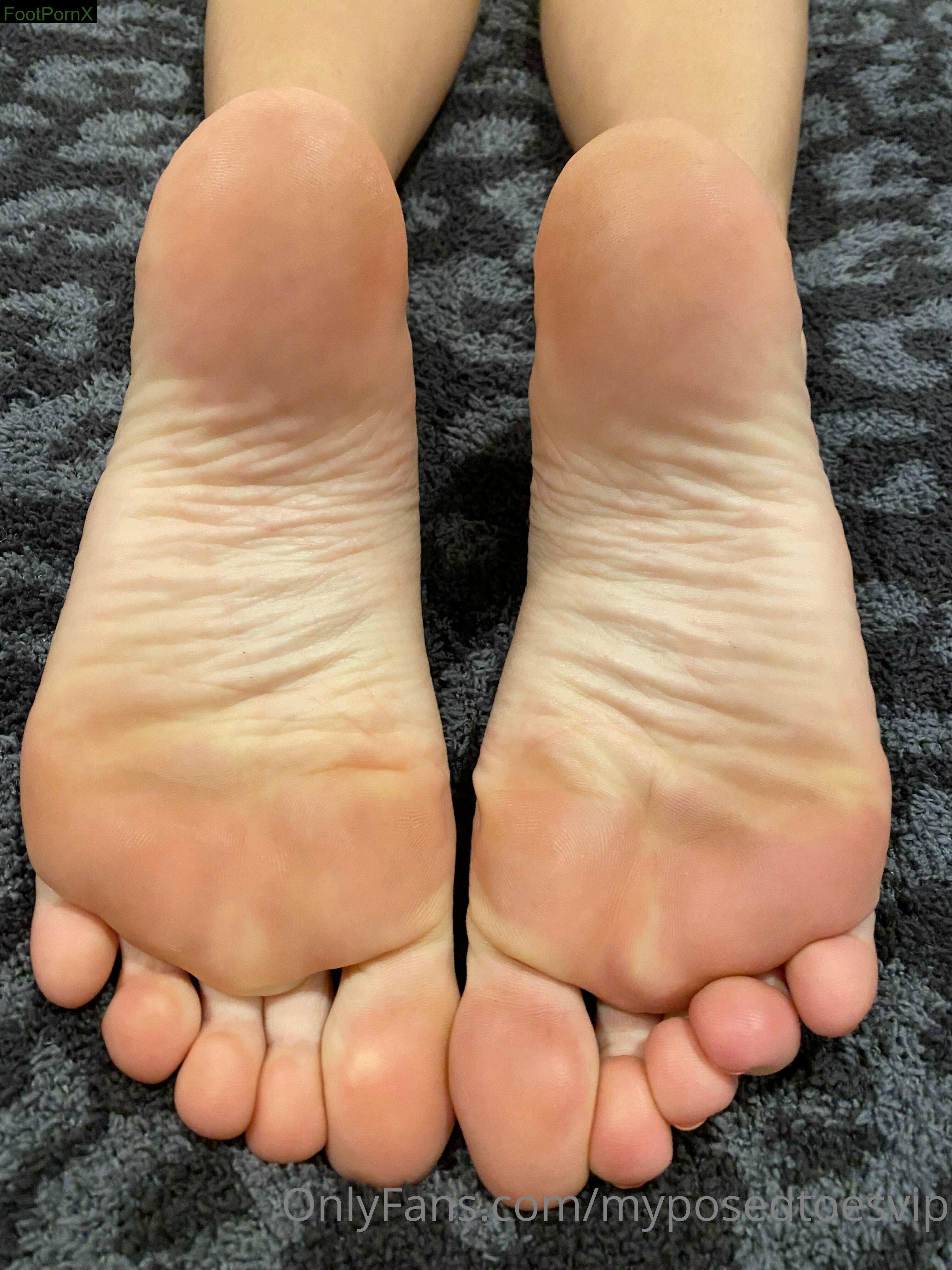 myposedtoesvip feet photo 18