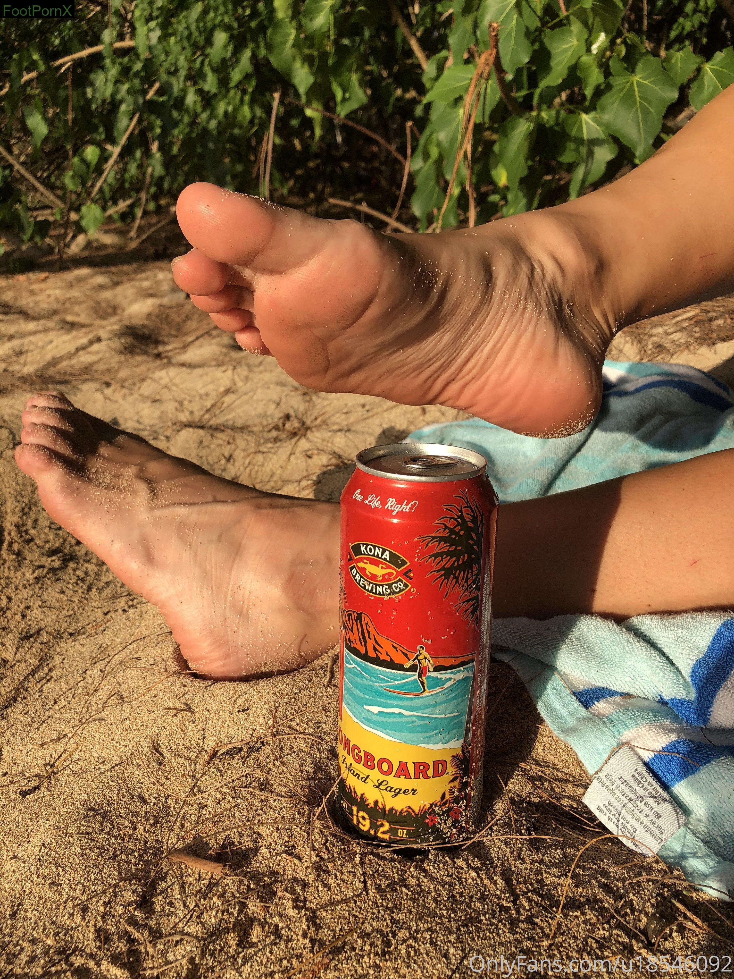 thebarefootcutie feet photo 3