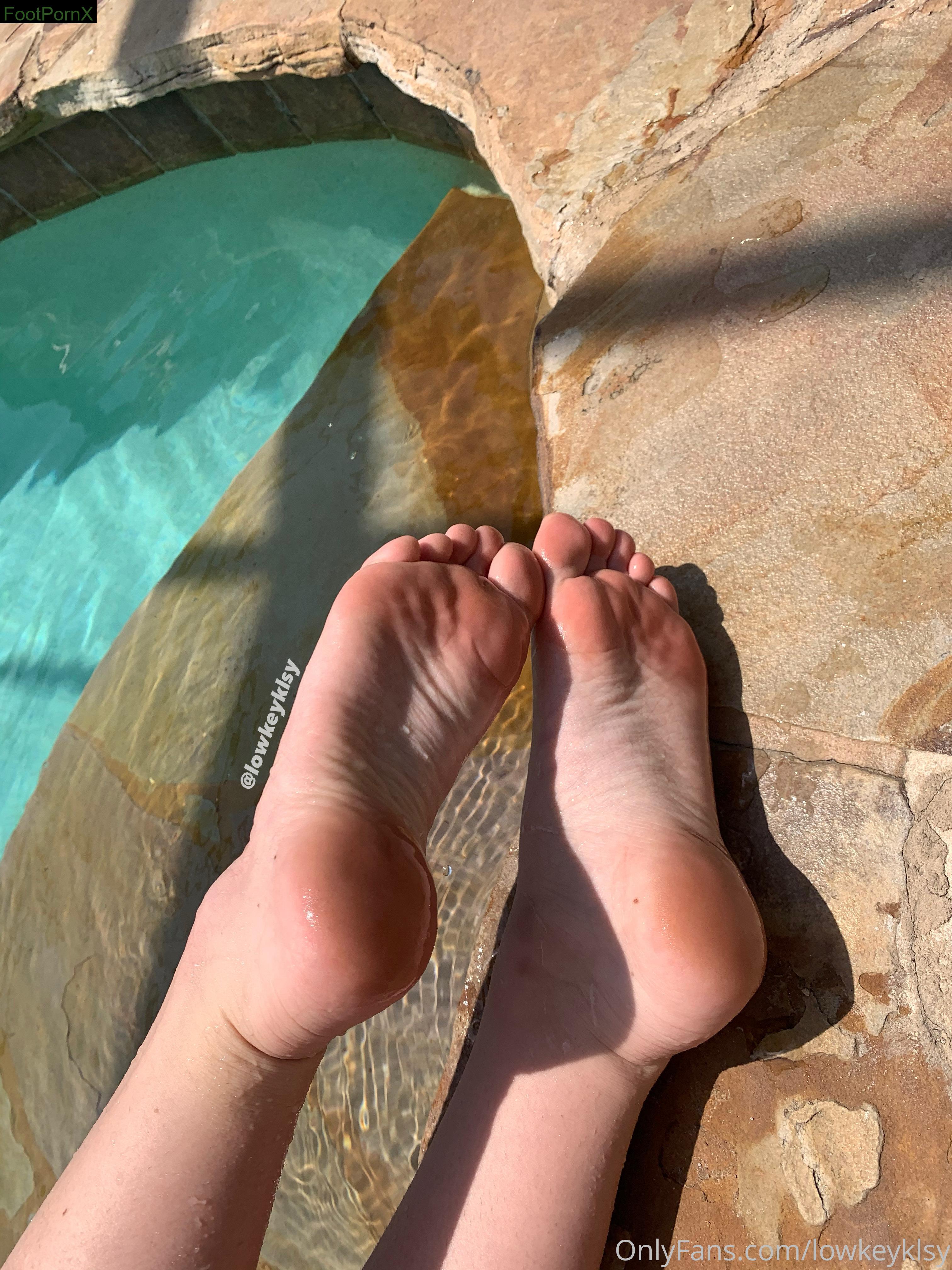 lowkeyklsy feet photo 4