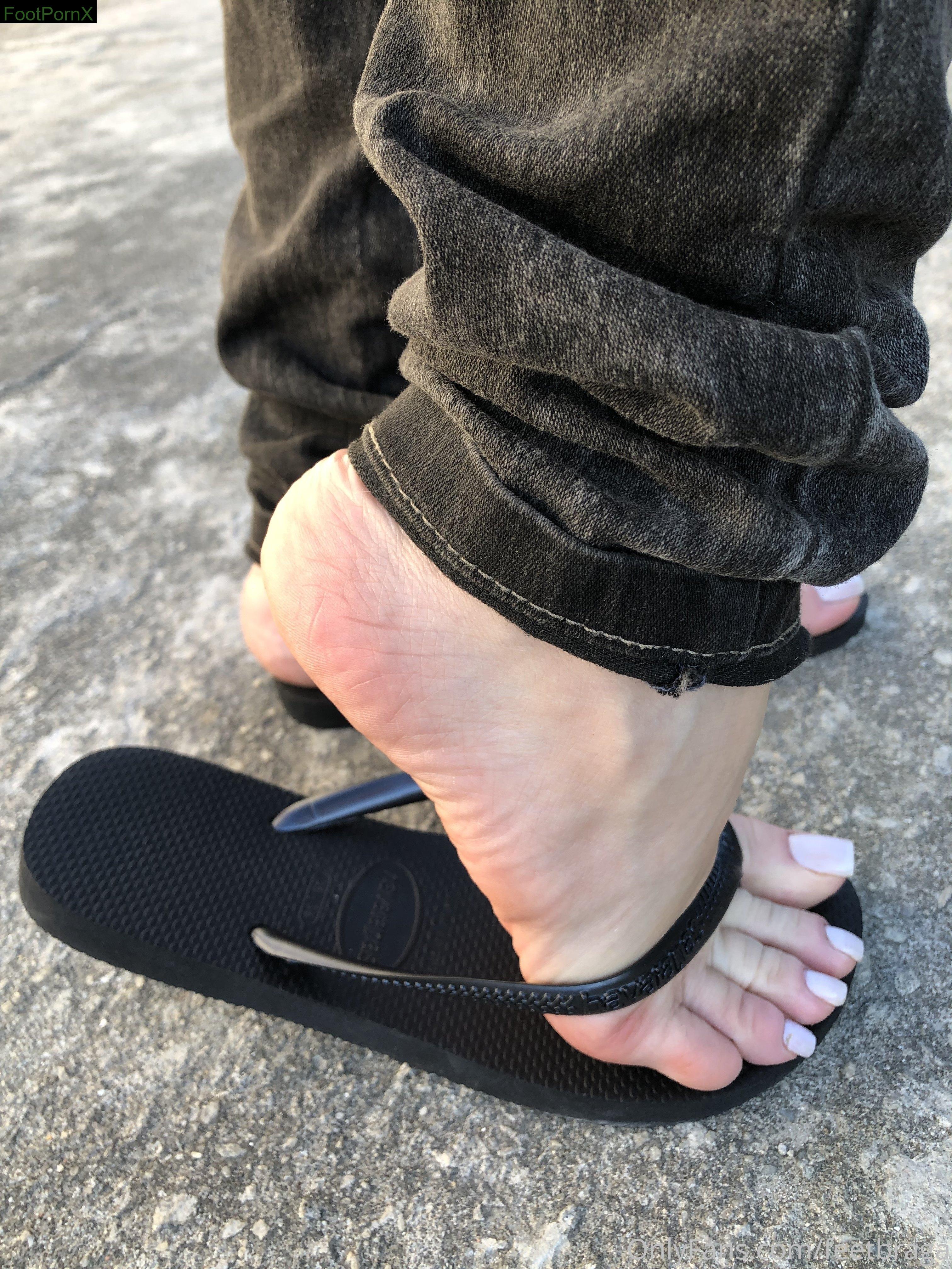 feetbraga feet photo 3