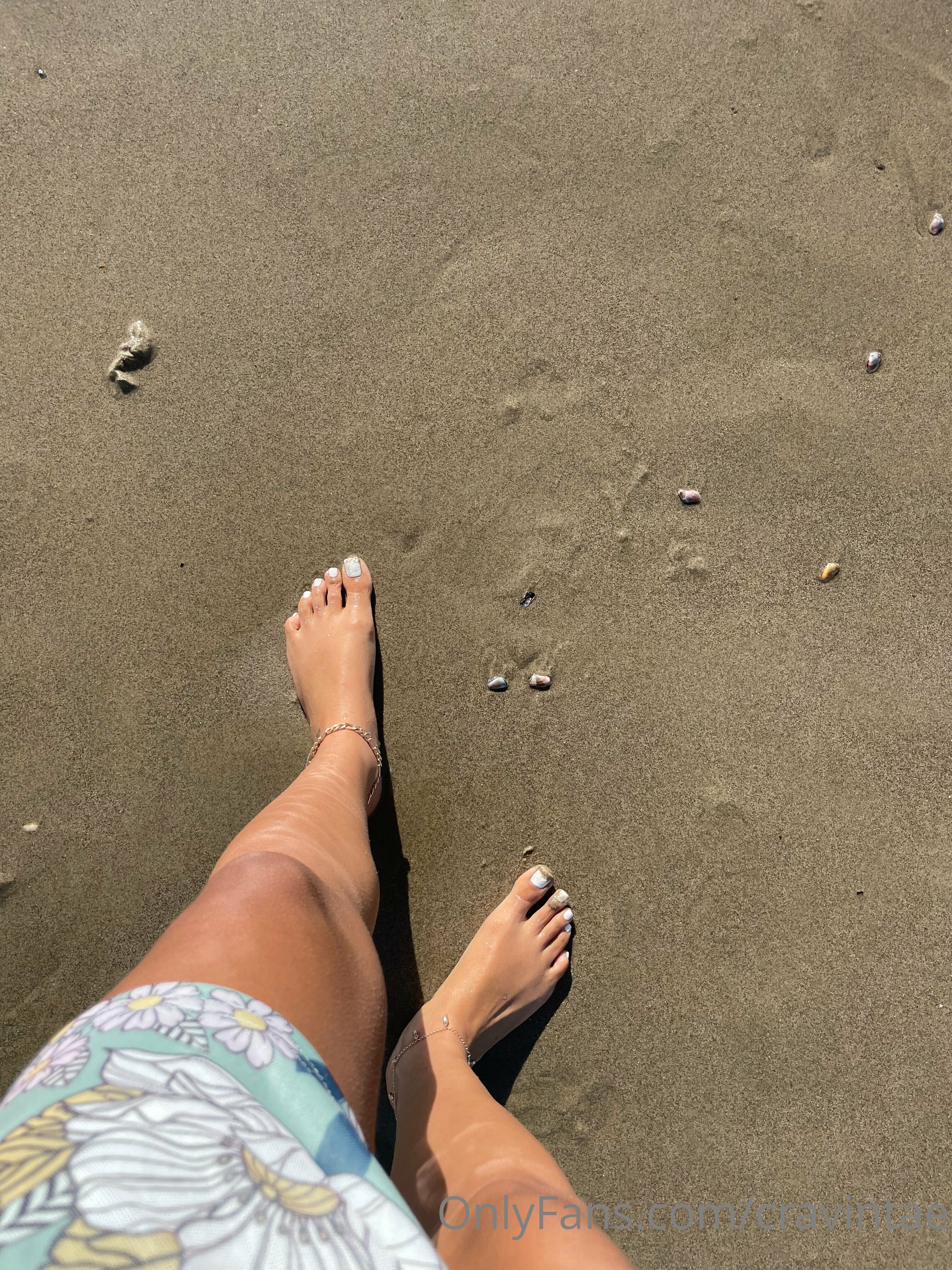 cravintae feet photo 8