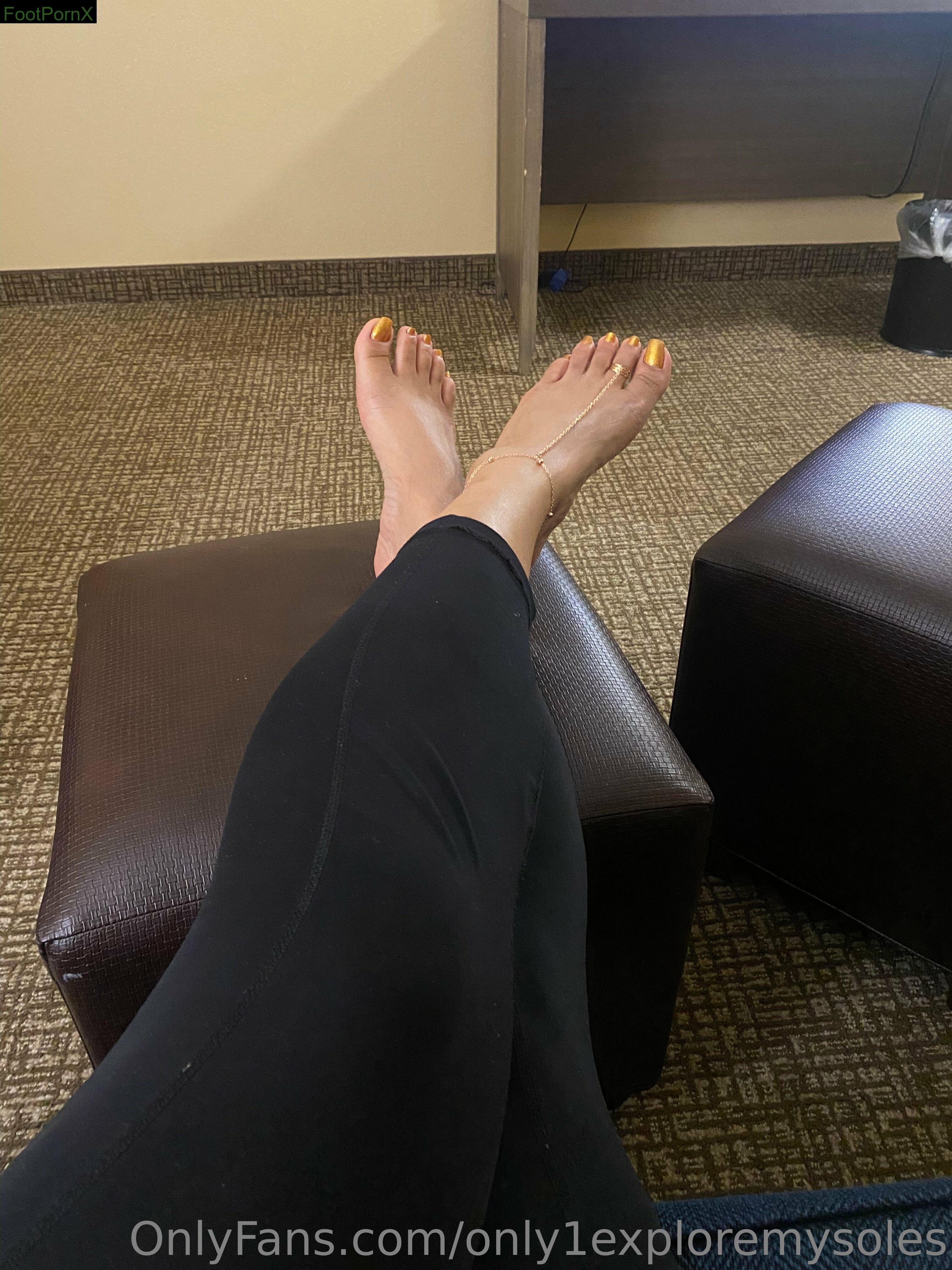 only1exploremysoles feet photo 19