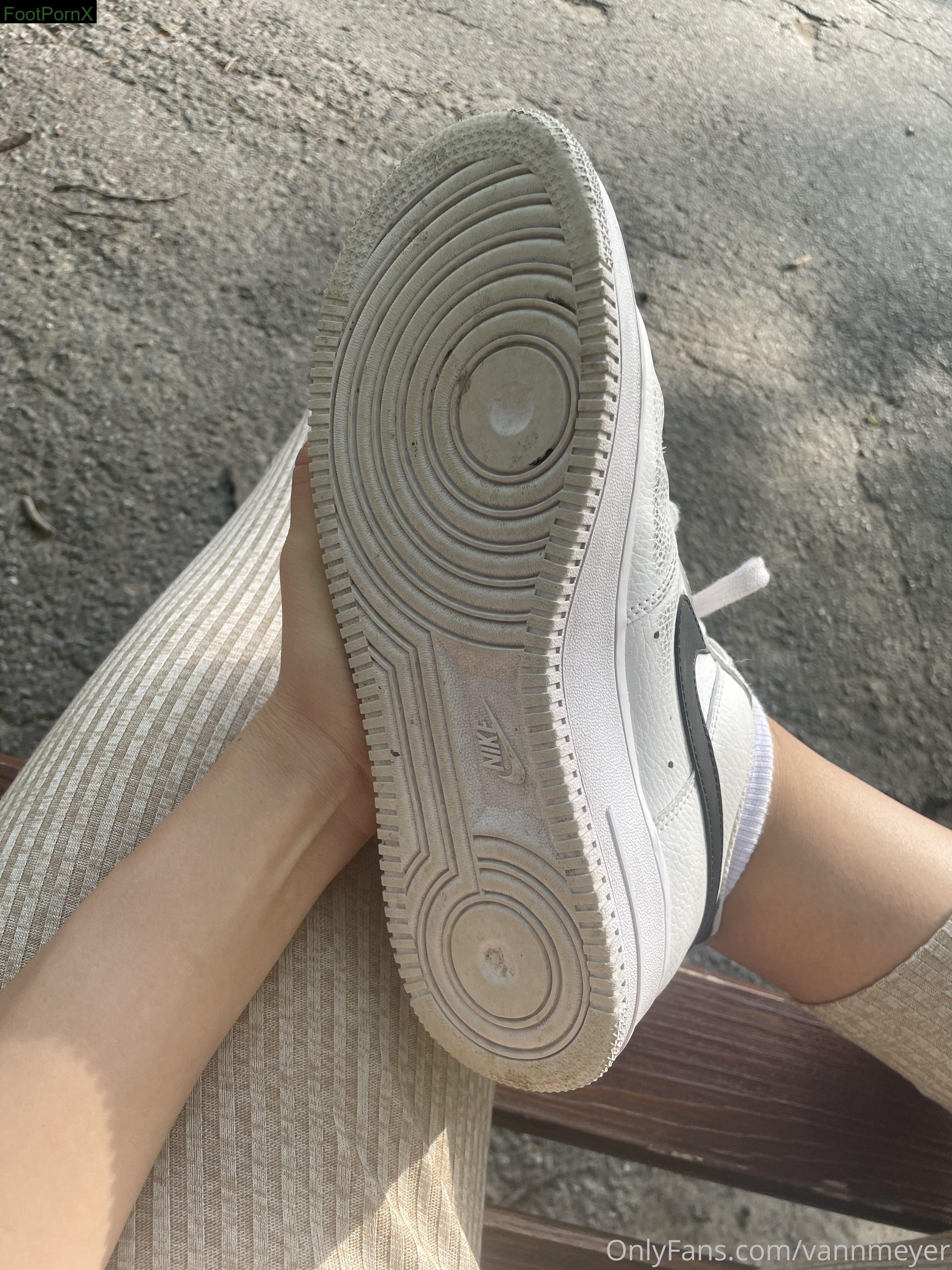 vannmeyer feet photo 5