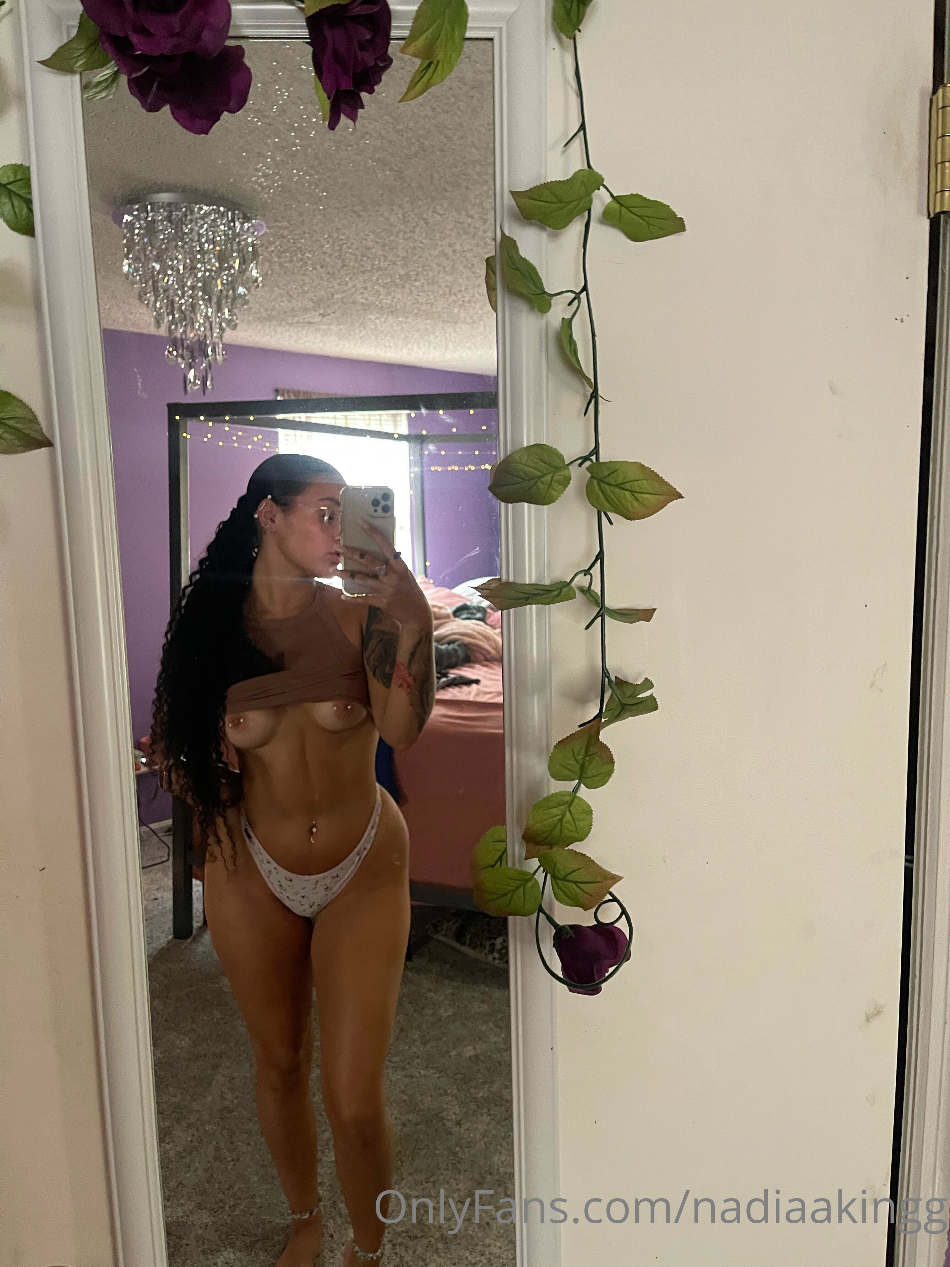 nadiaakingg feet photo 10