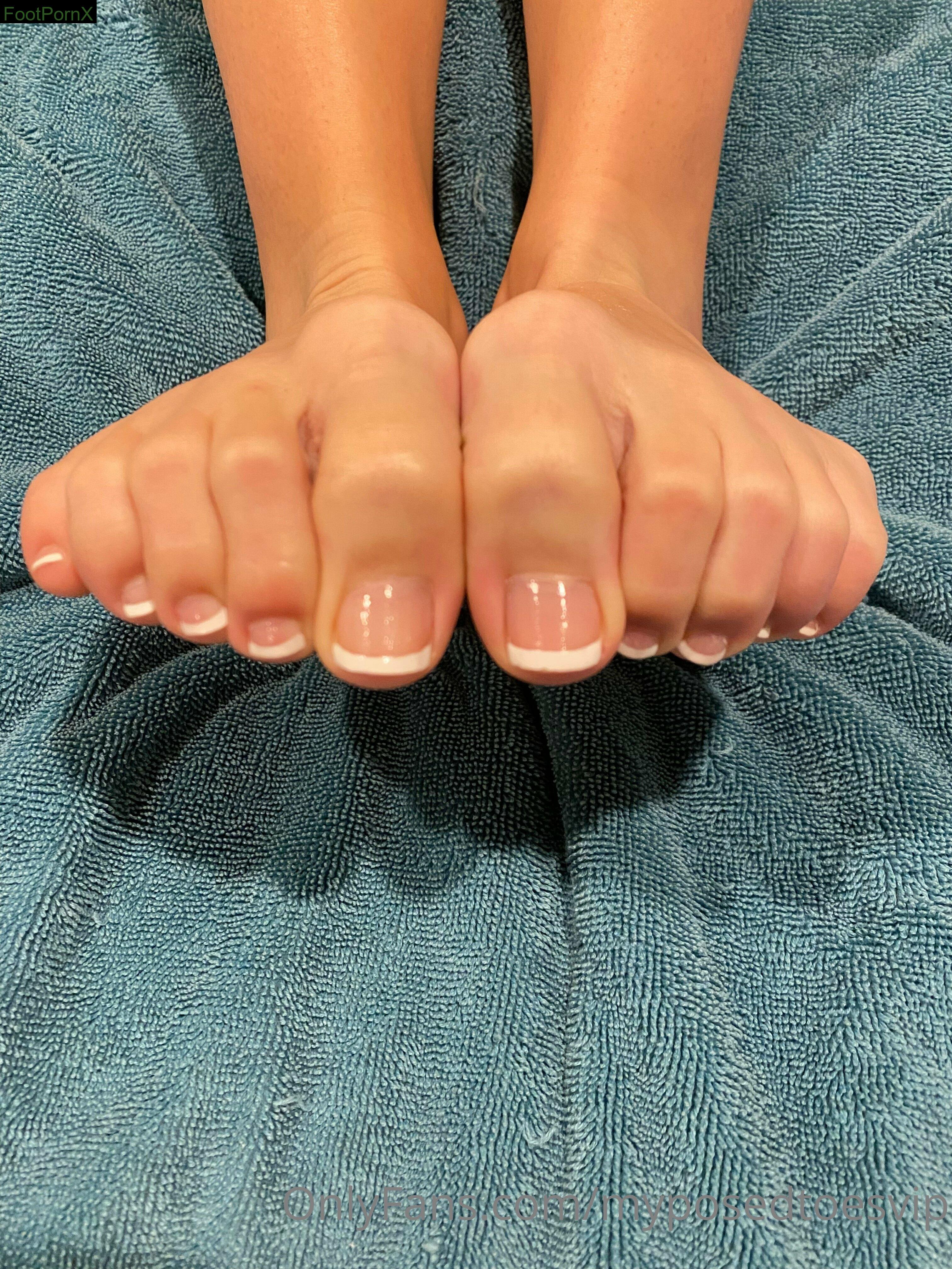 myposedtoesvip feet photo 3