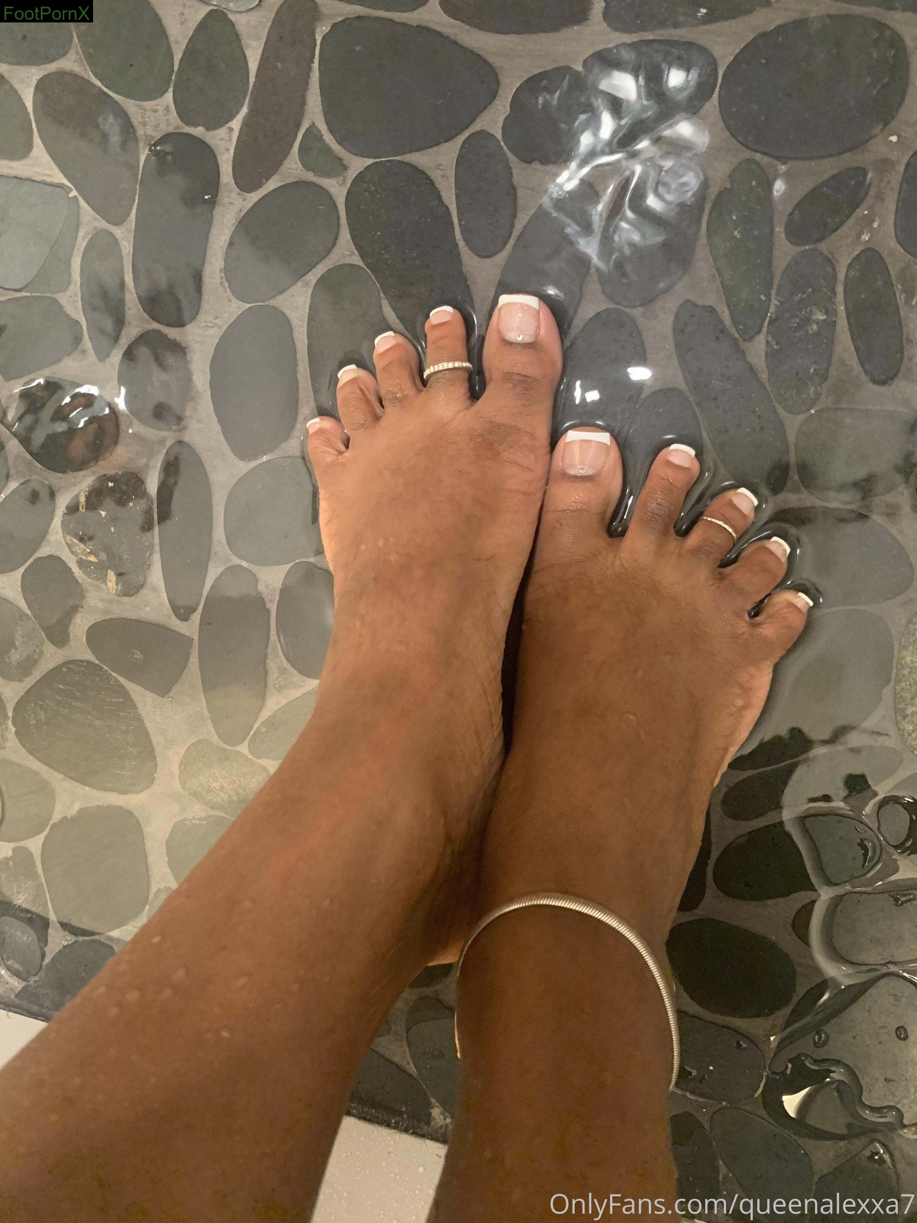 empressalexxa feet photo 19