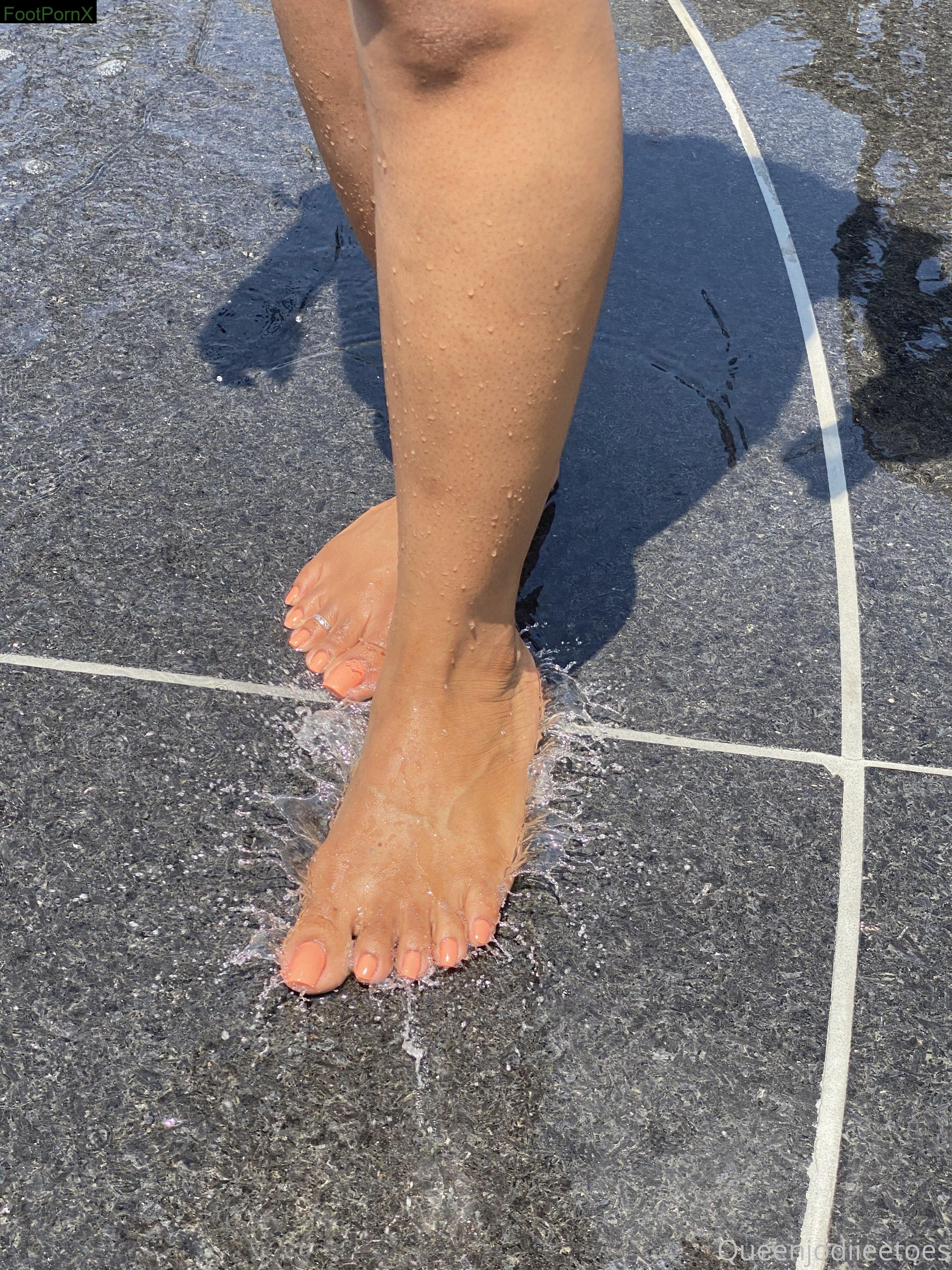 prettyfeetonly1800 feet photo 4
