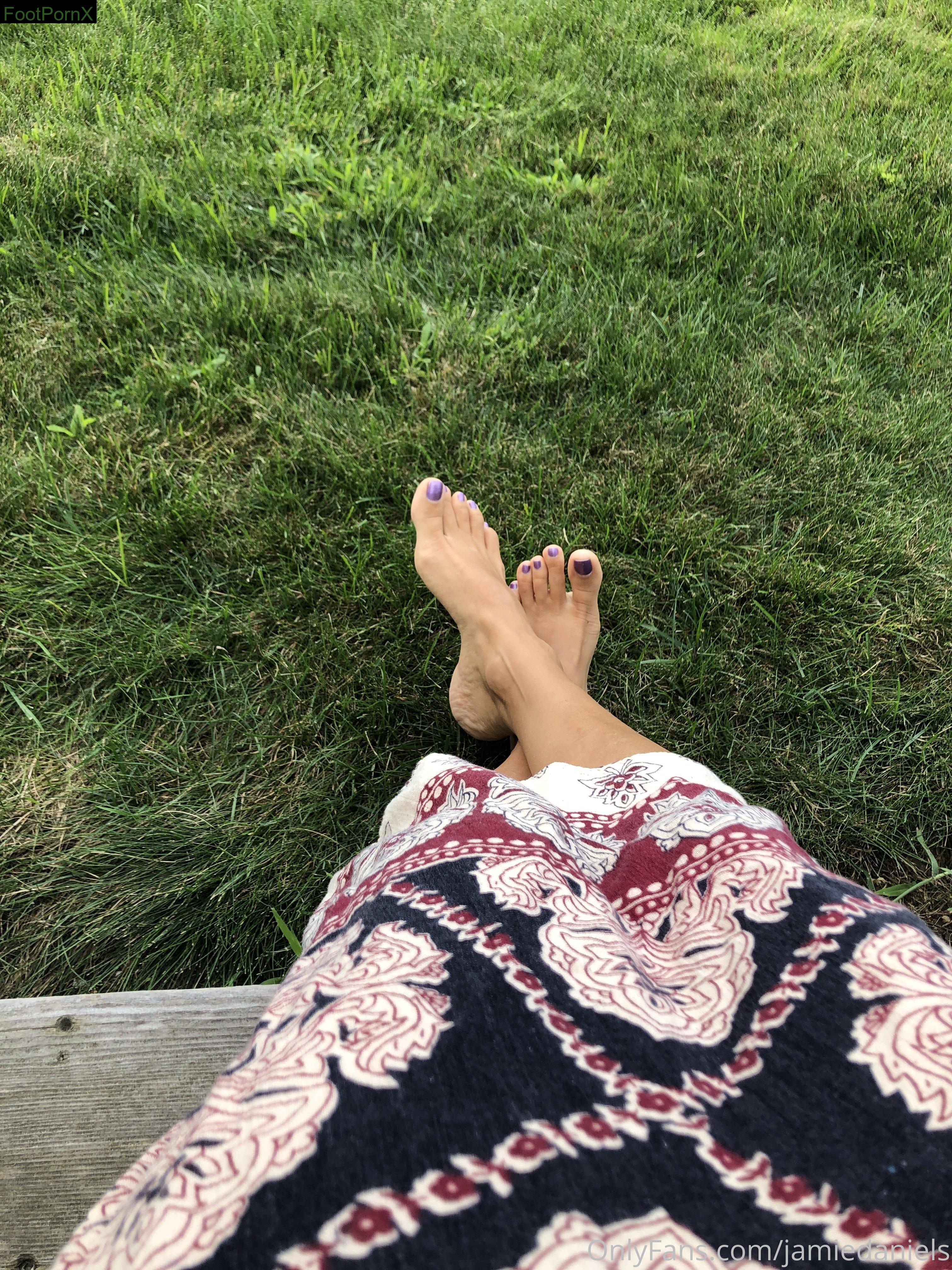 jamiedaniels feet photo 3