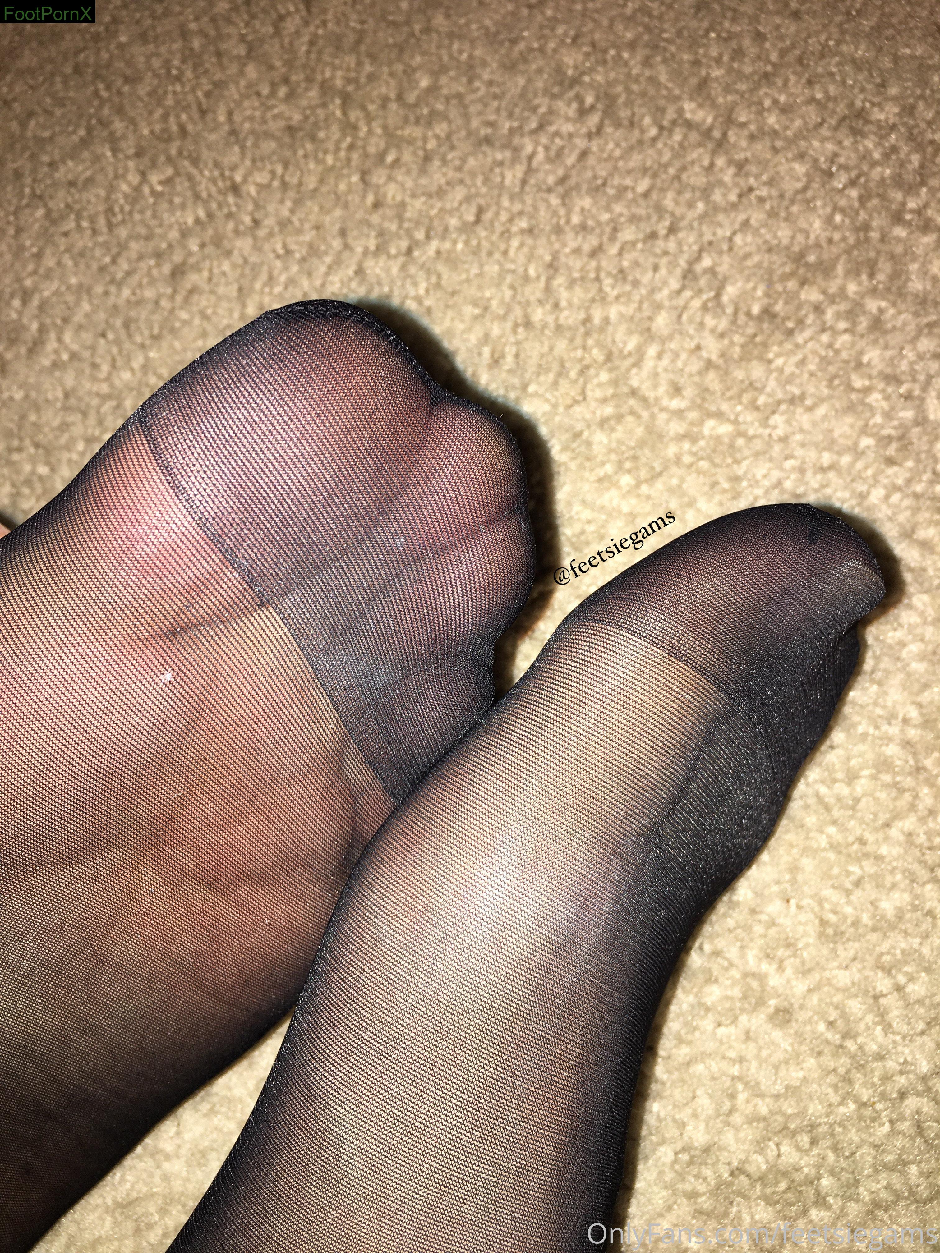 feetsiegams feet photo 19