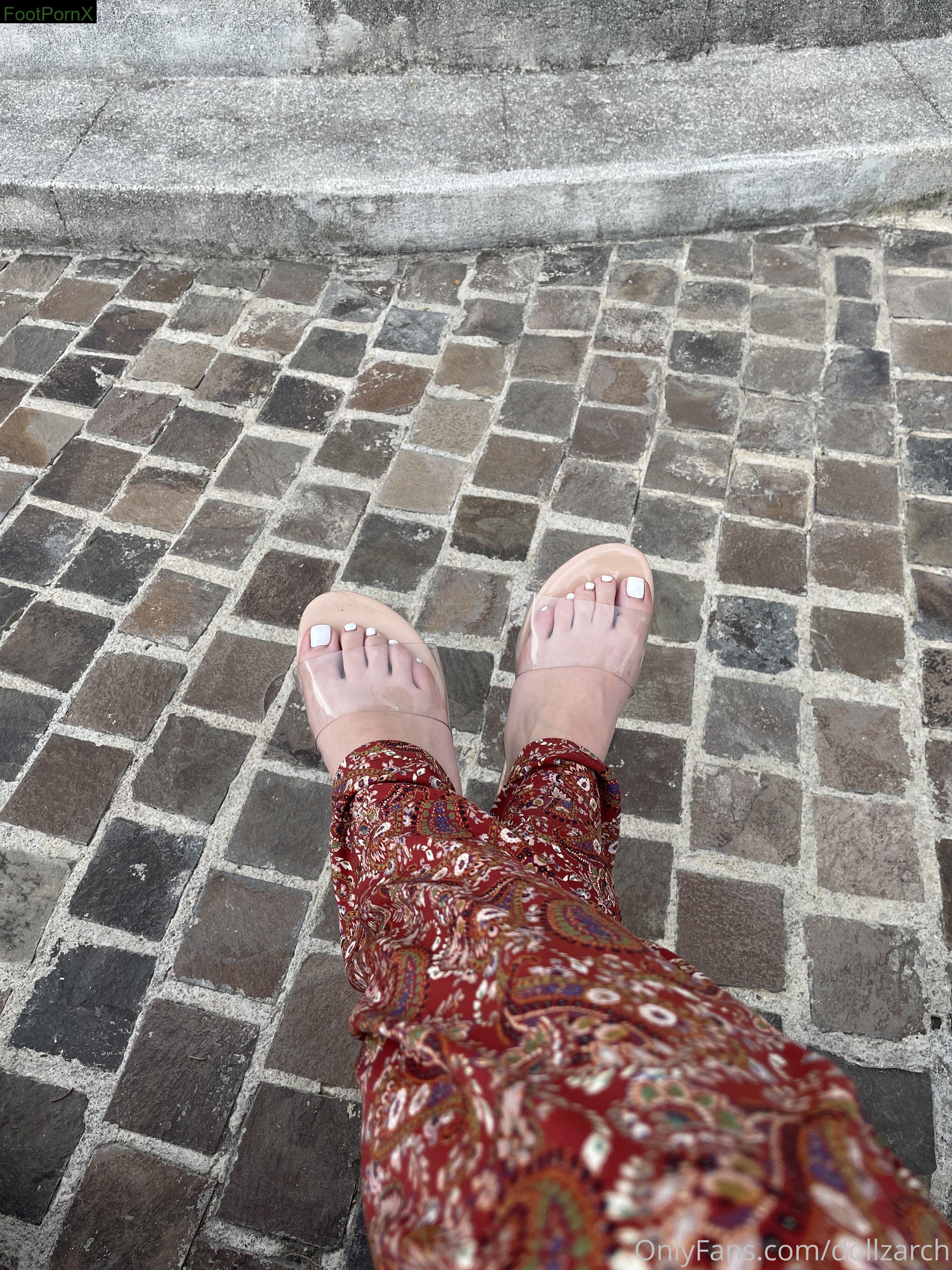 dollsarch feet photo 11