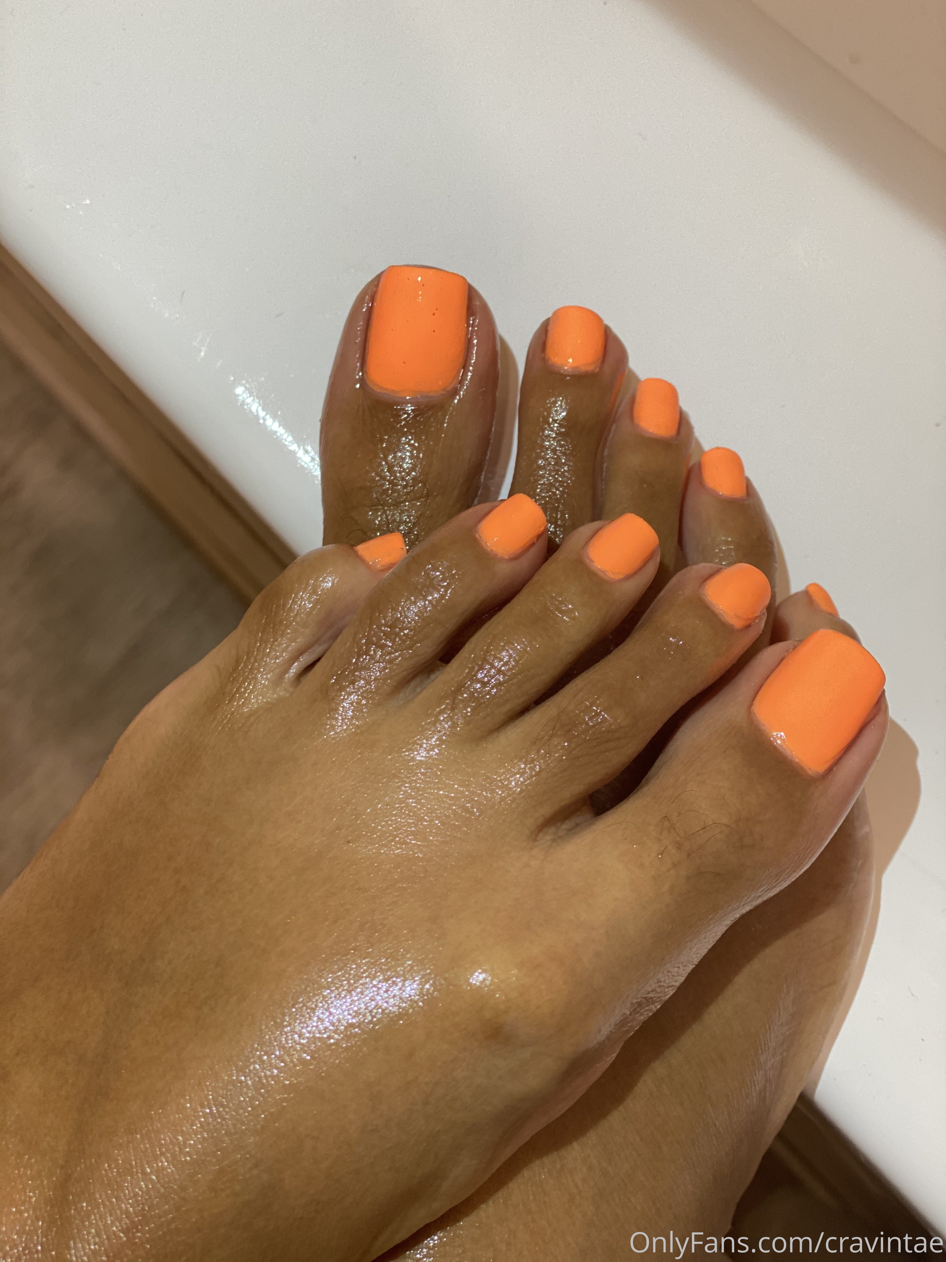 cravintae feet photo 23