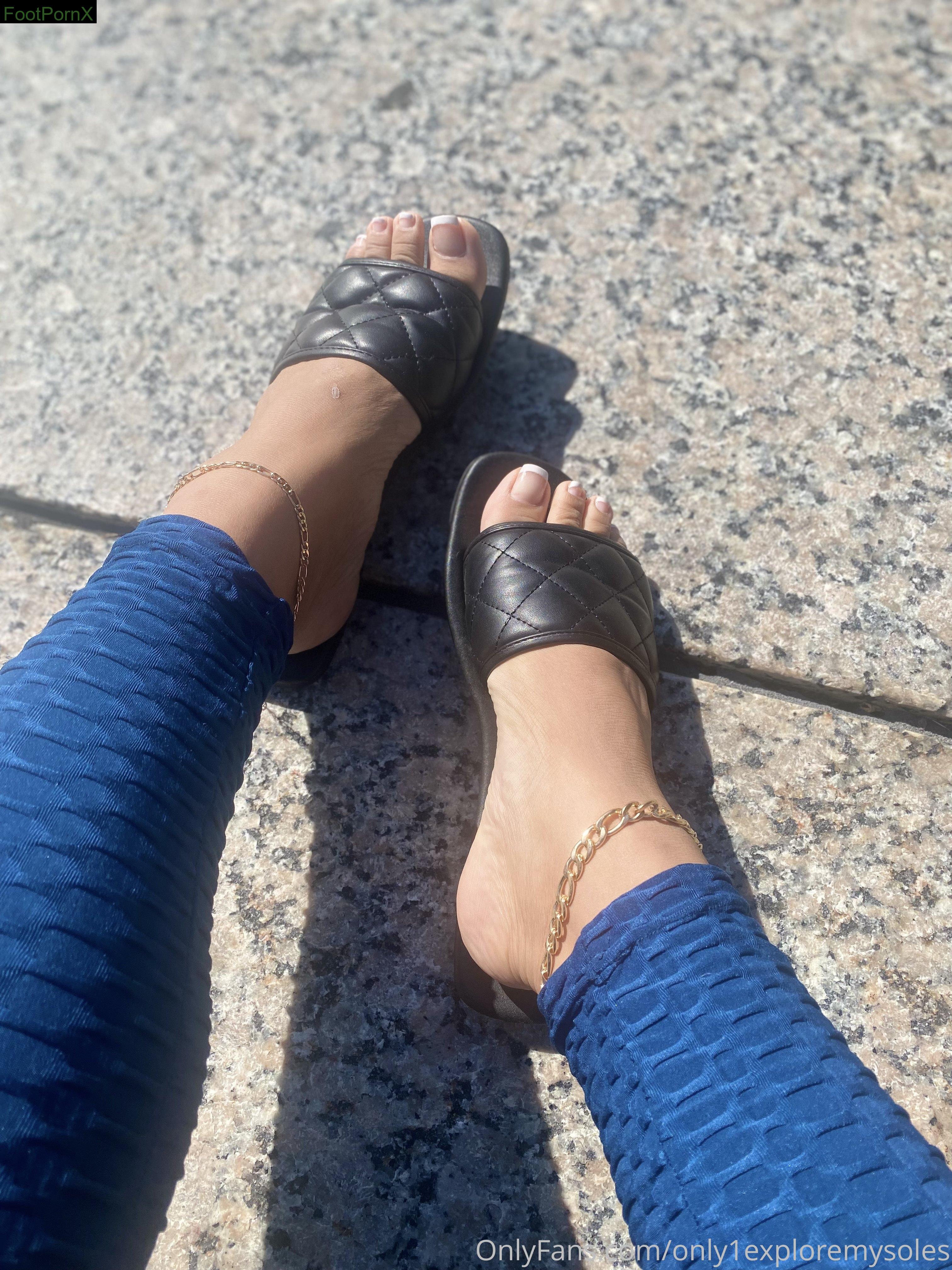 only1exploremysoles feet photo 11