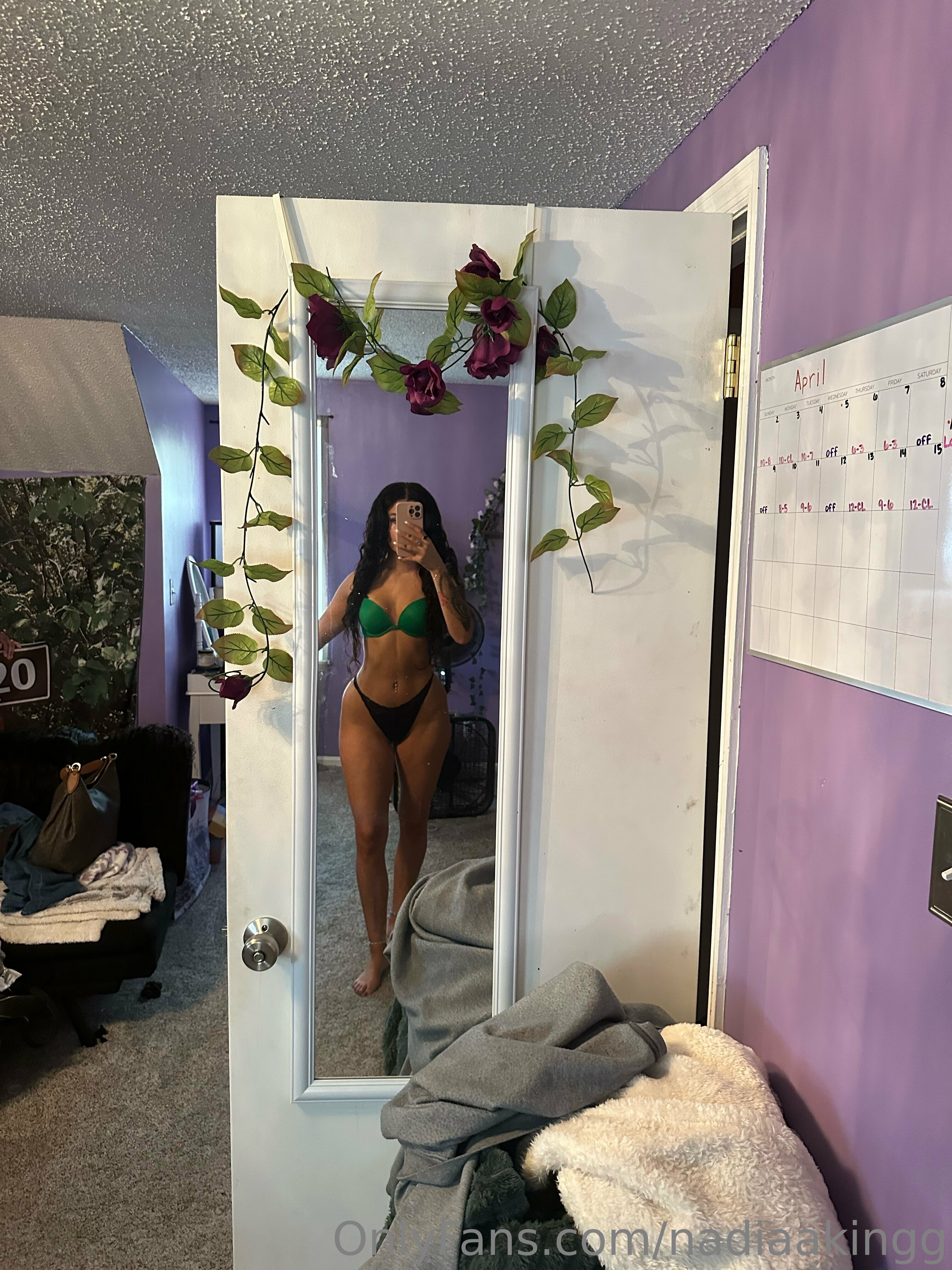 nadiaakingg feet photo 18