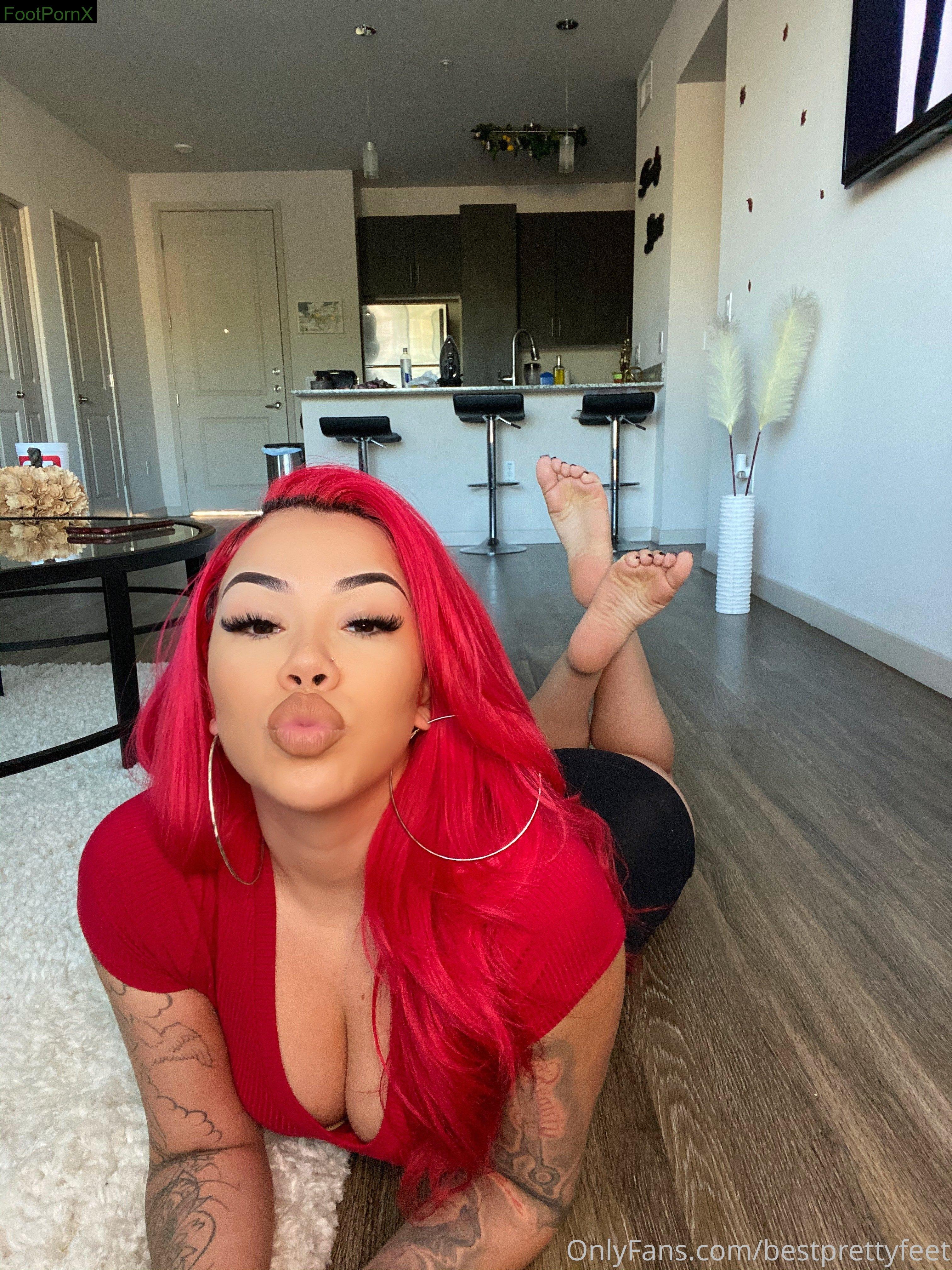 lindabooxo feet photo 21