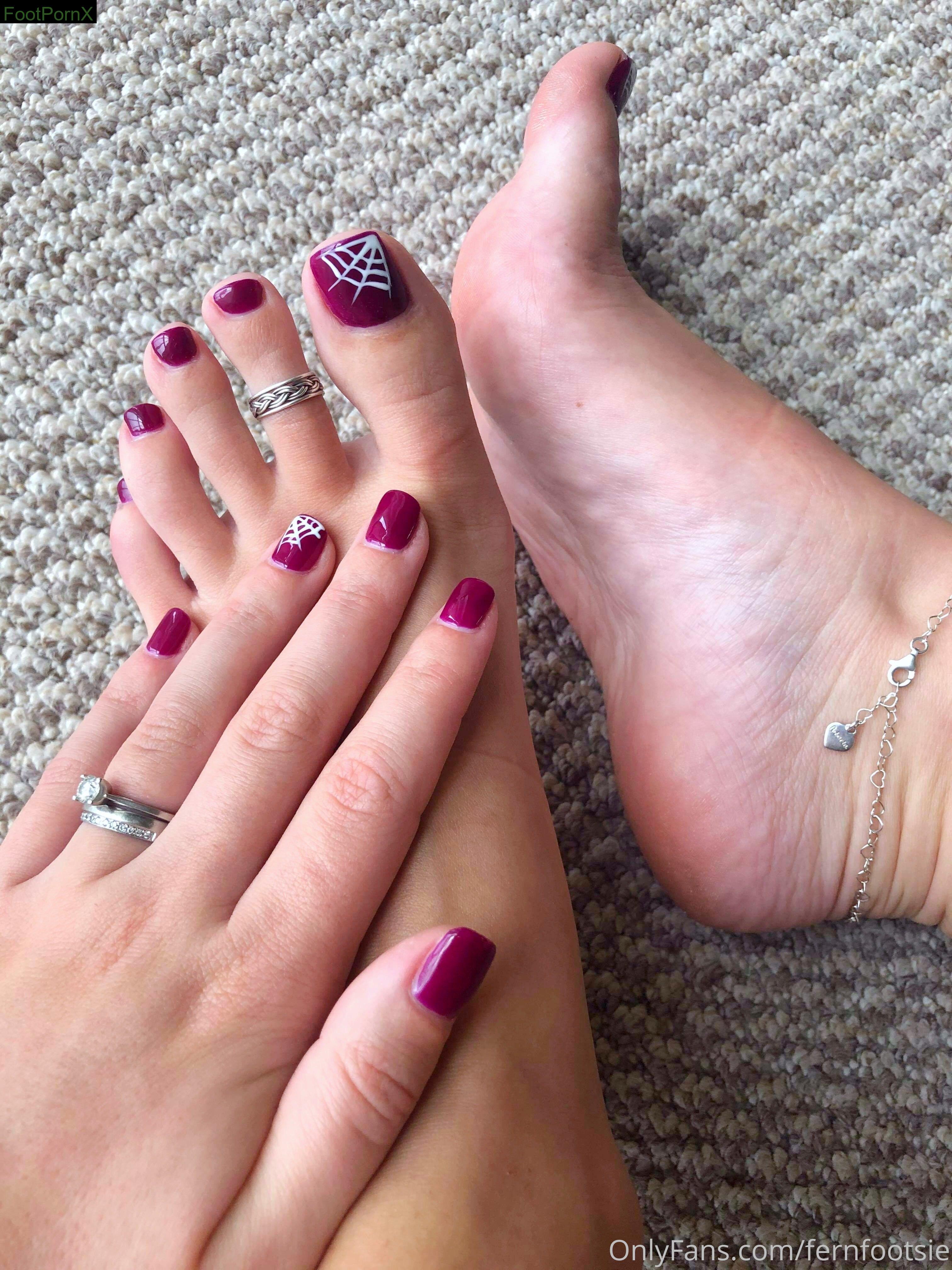 fernfootsie feet photo 18